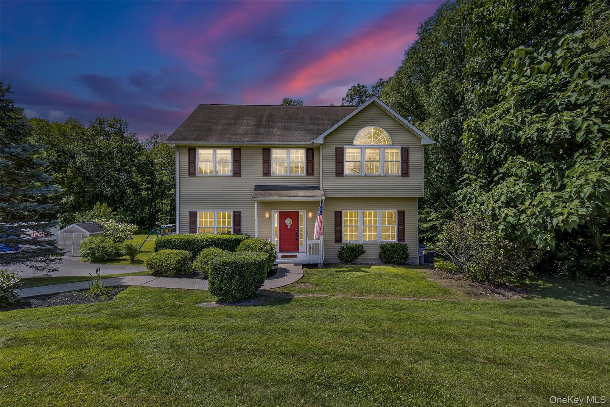 #1 photo, 22 Dwaarkill Farms Court, Pine Bush , NY 12566