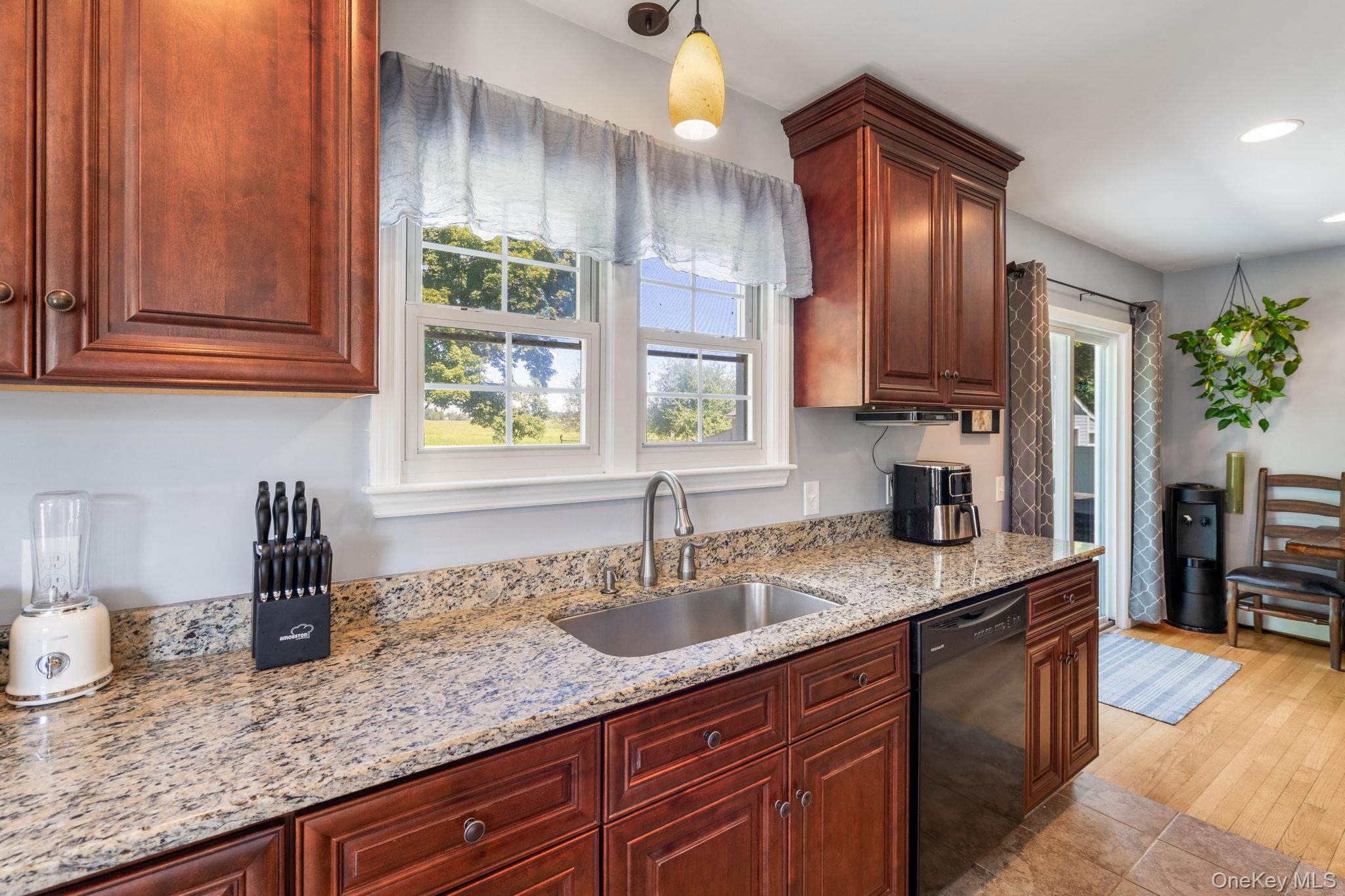 #5 photo, 688 River Road, Montgomery , NY 12549