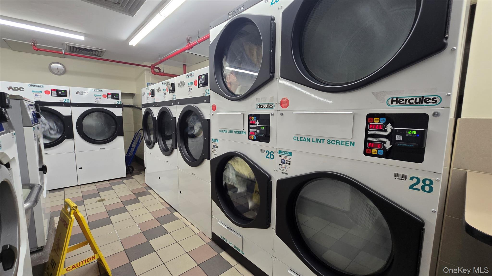 #4 photo, 175-20 Wexford Terrace, クイーンズ区 Jamaica Estates , NY 11432