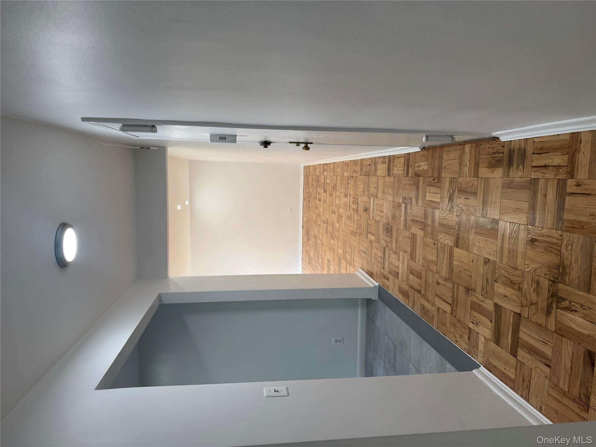 #12 photo, 65-50 Wetherole st, クイーンズ区 Rego Park , NY 11374