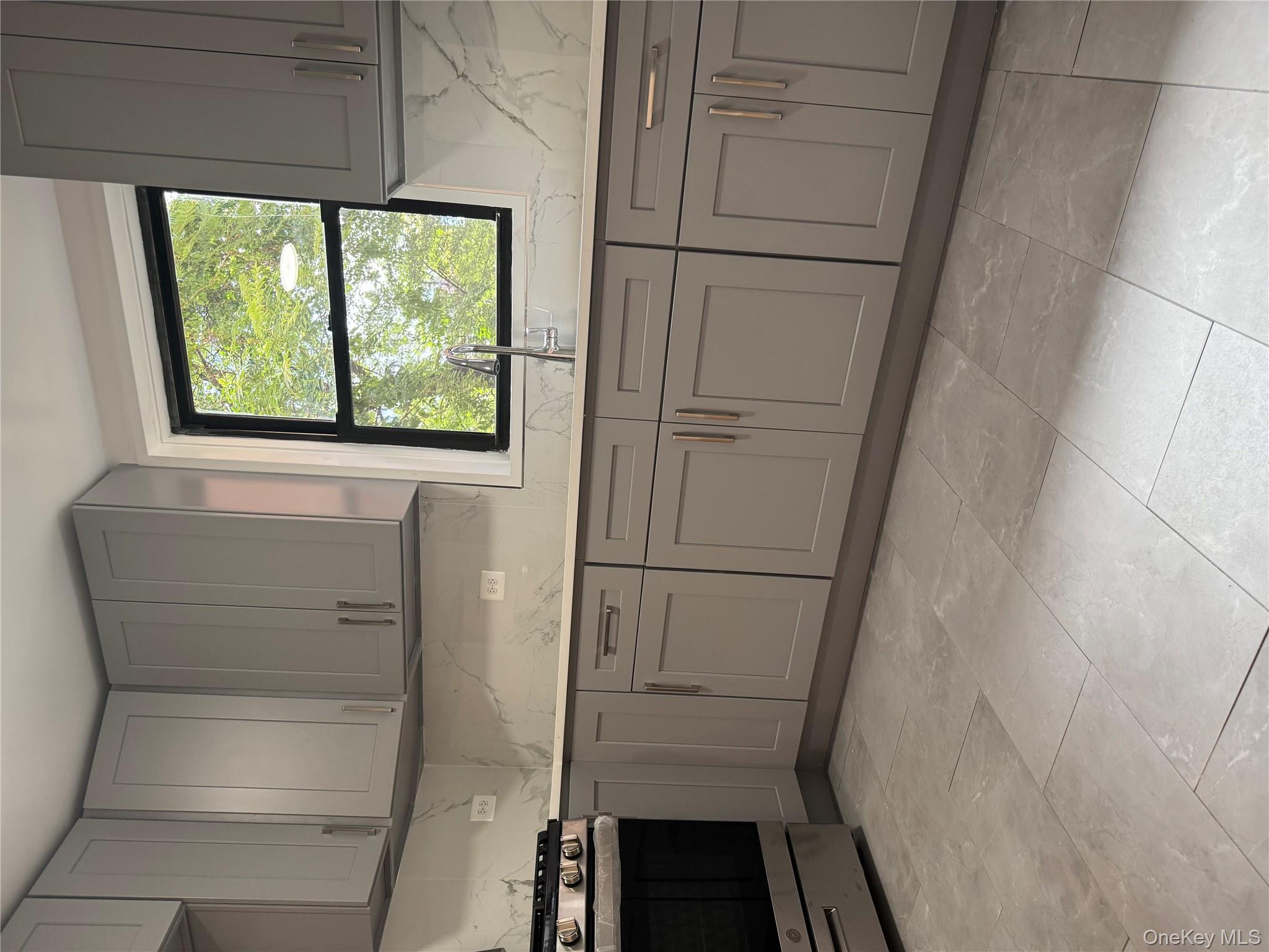 #4 photo, 65-50 Wetherole st, クイーンズ区 Rego Park , NY 11374