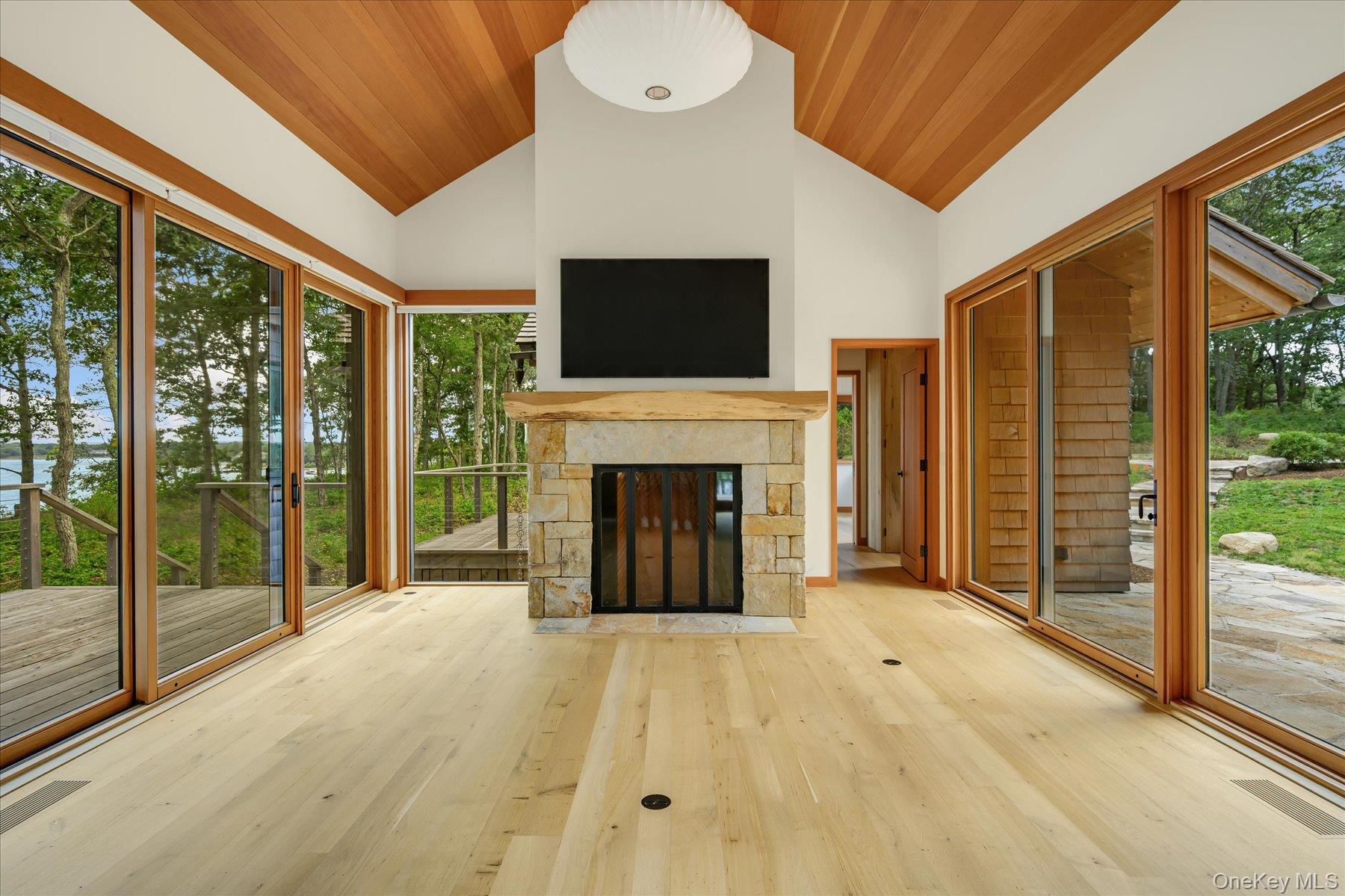 #19 photo, 21 Thompson Road, サフォーク郡 Shelter Island , NY 11964