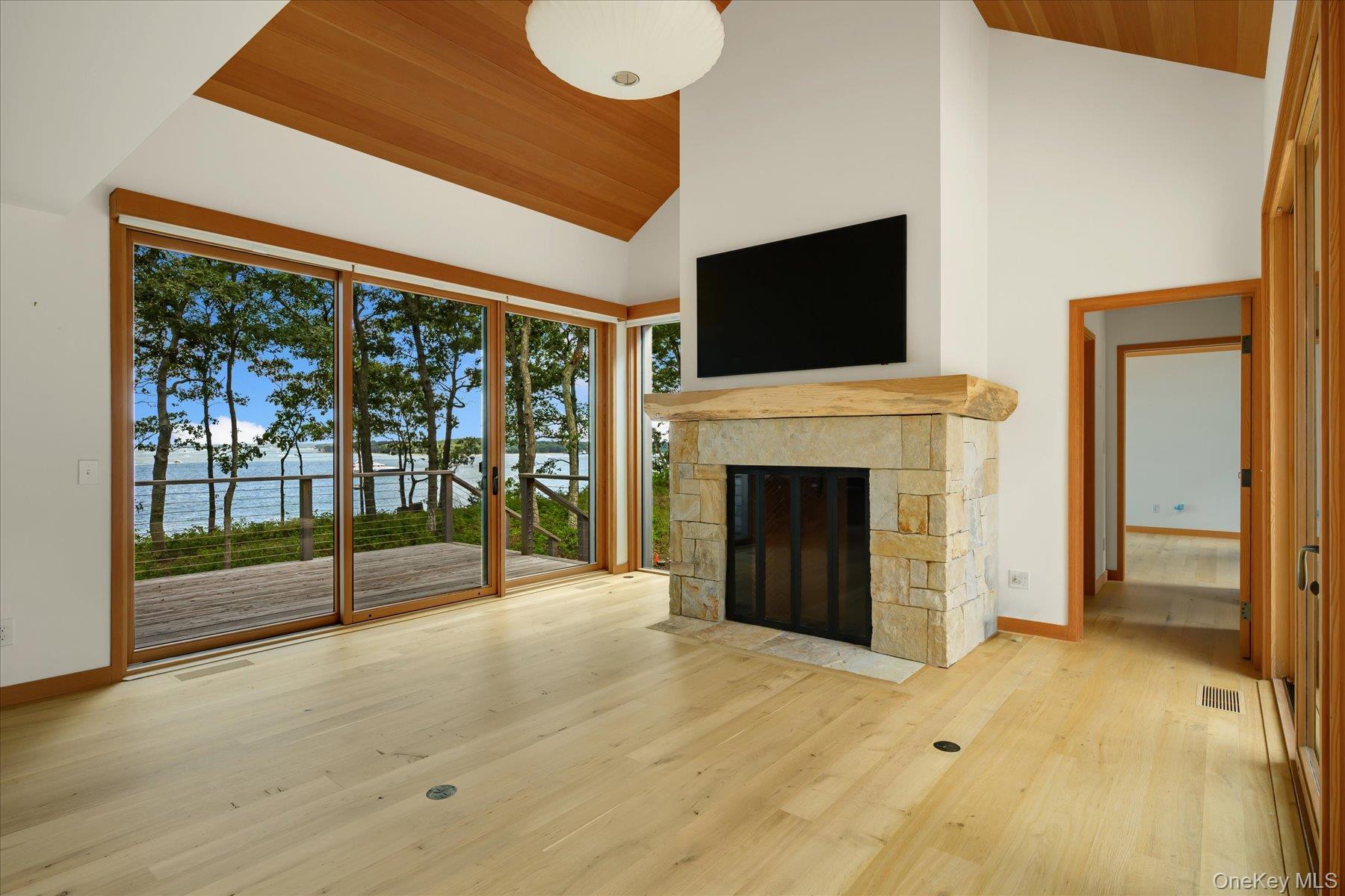 #20 photo, 21 Thompson Road, サフォーク郡 Shelter Island , NY 11964