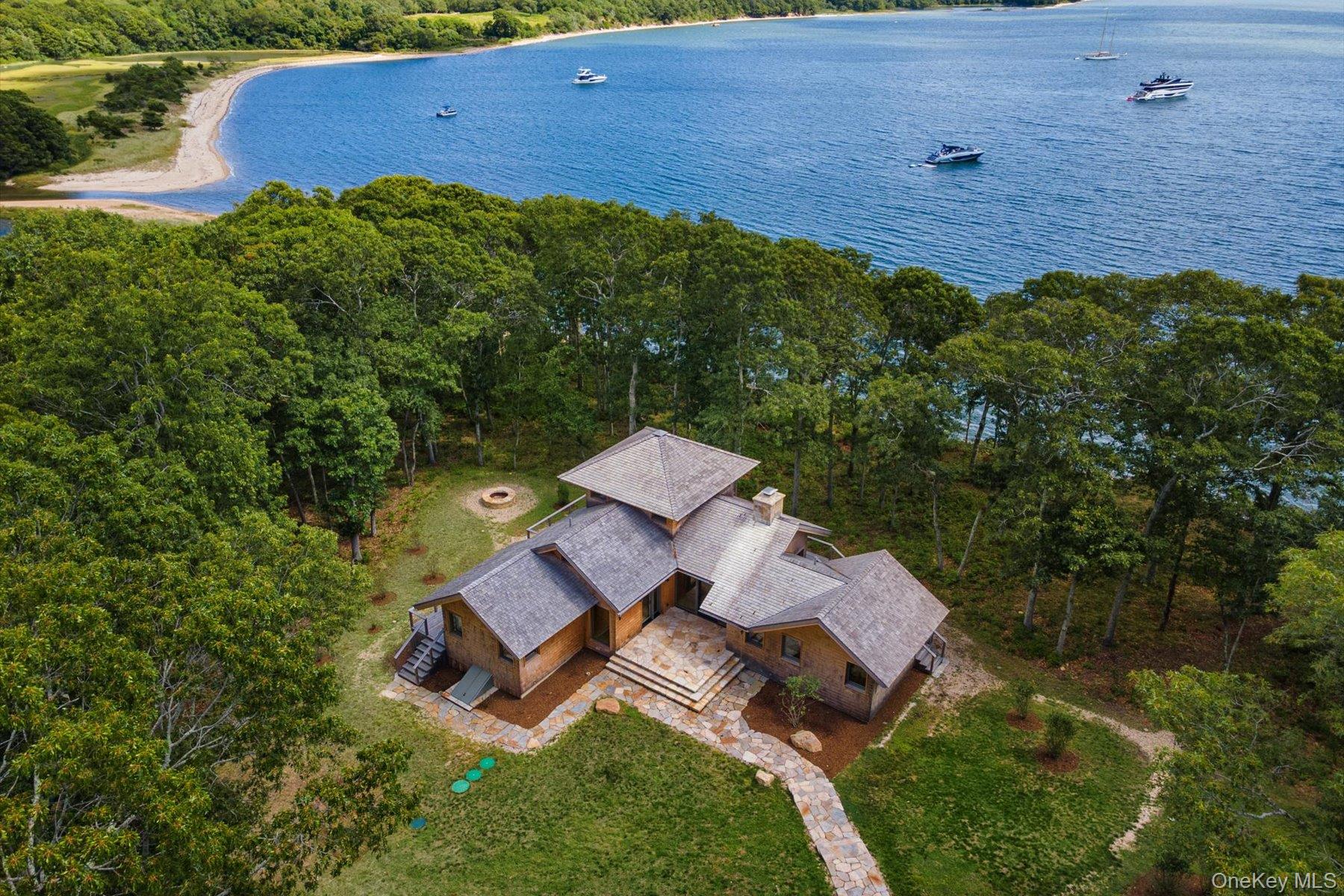 #4 photo, 21 Thompson Road, サフォーク郡 Shelter Island , NY 11964