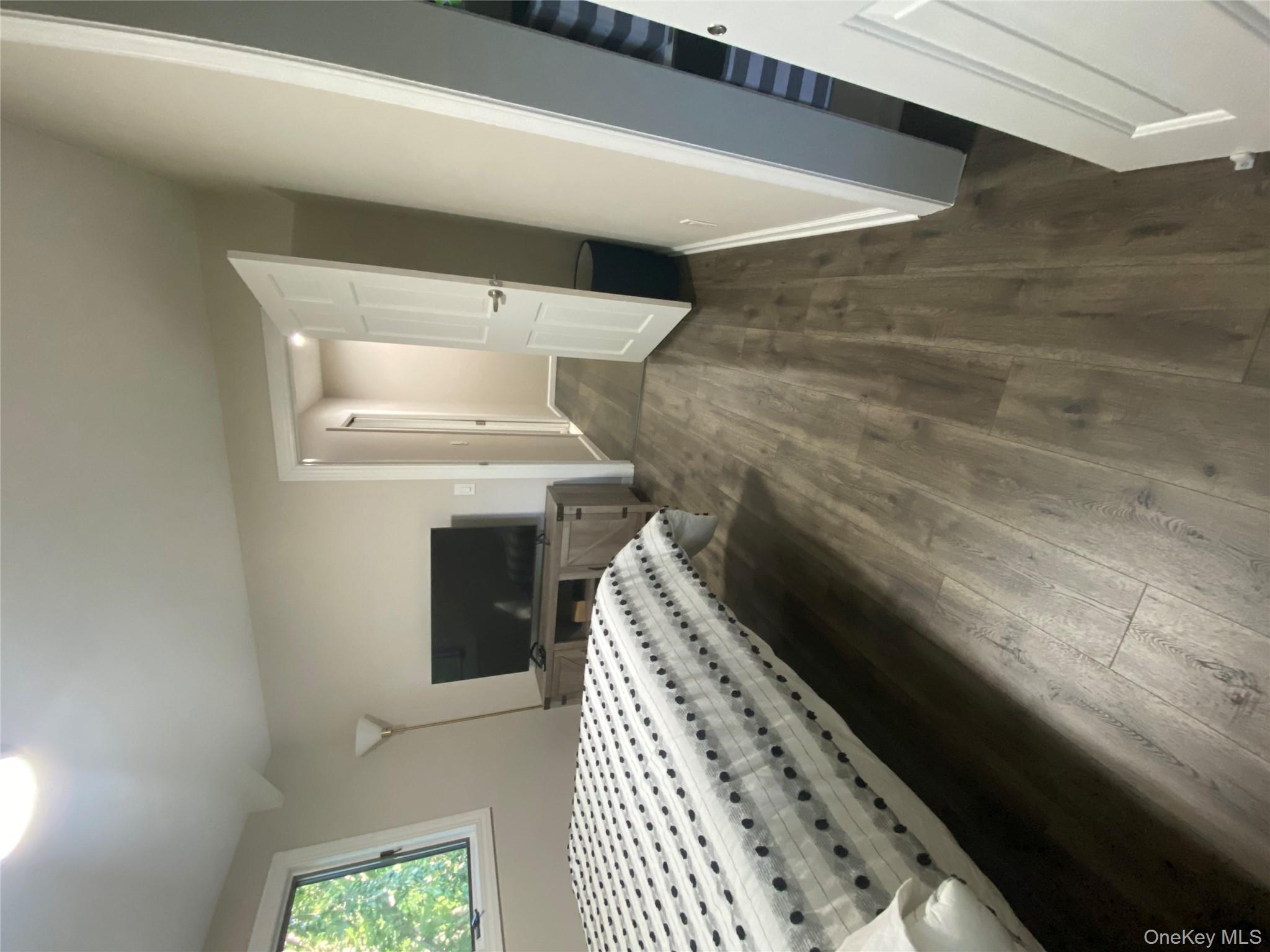 #14 photo, 64 HOLLOW ROAD Hollow, サフォーク郡 Stony Brook , NY 11790