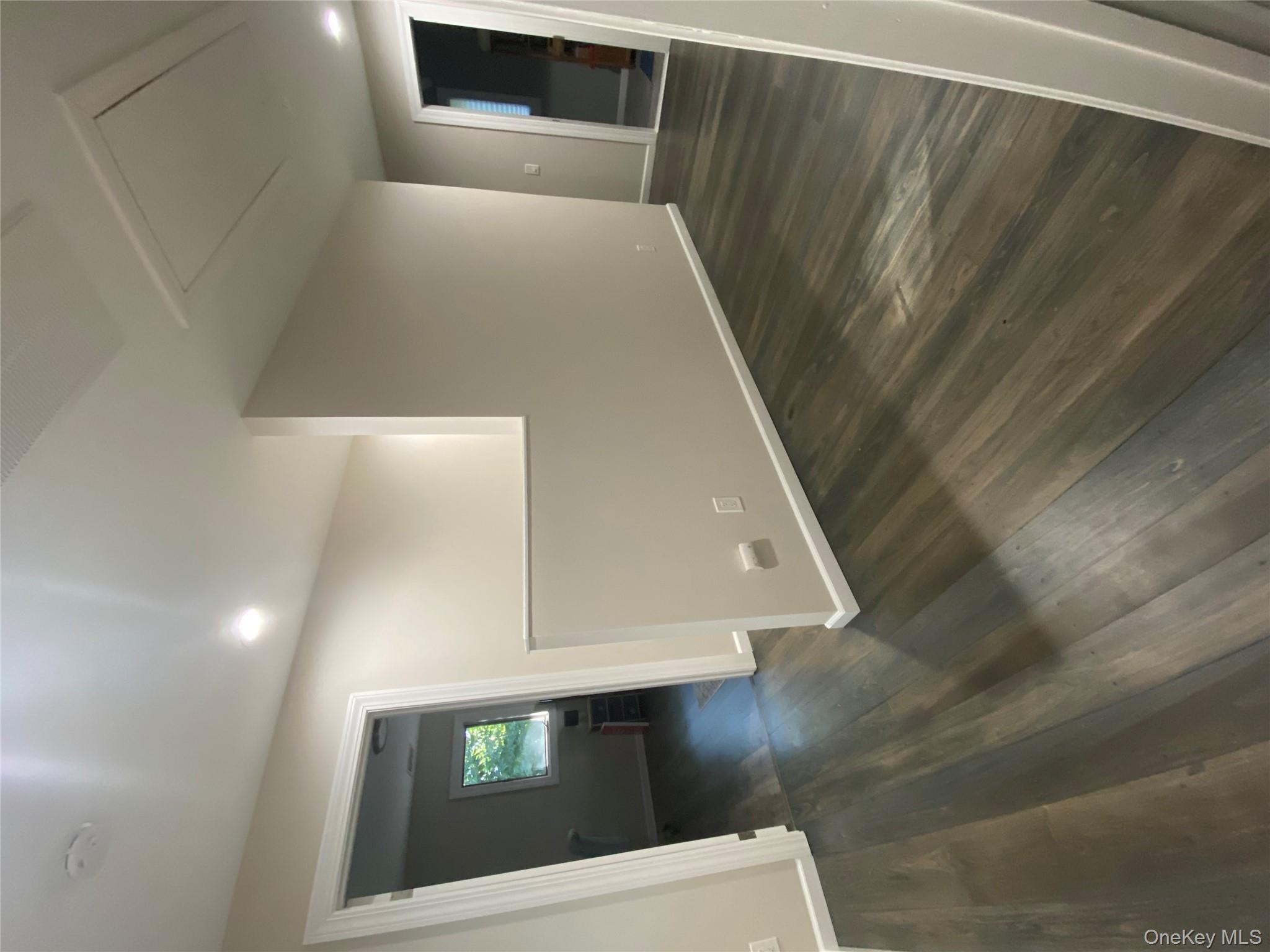 #17 photo, 64 HOLLOW ROAD Hollow, サフォーク郡 Stony Brook , NY 11790