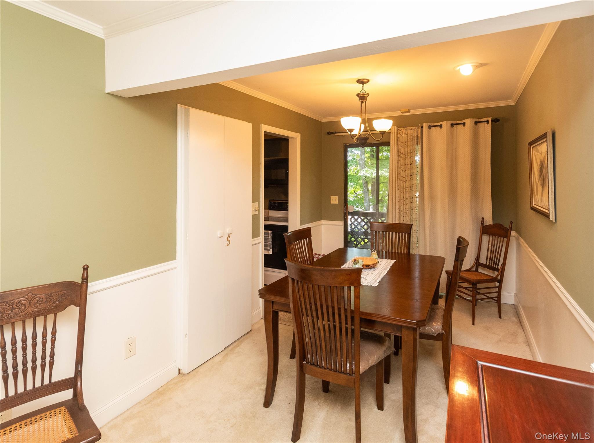 #10 photo, 258 Village Court, Kingston , NY 12401