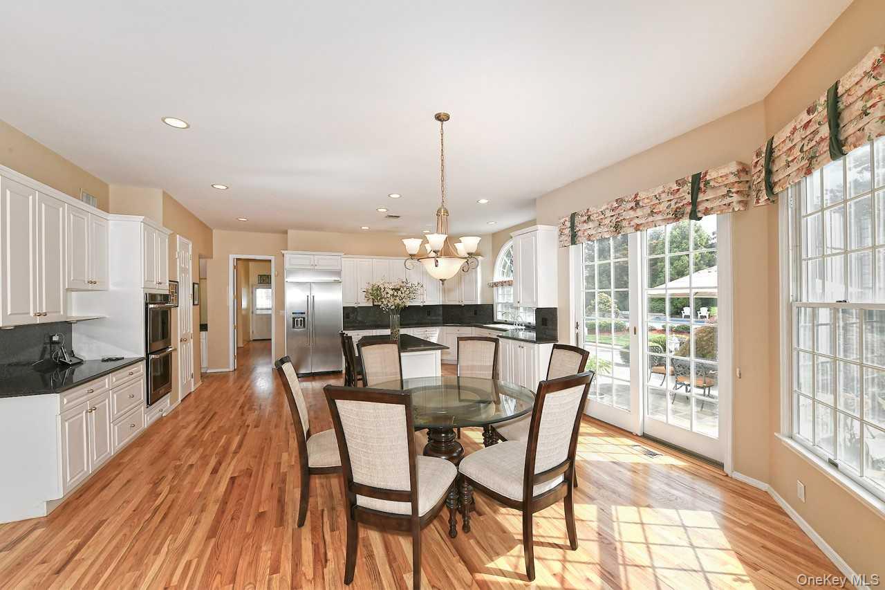 #16 photo, 2 Andiron Court, サフォーク郡 East Northport , NY 11746