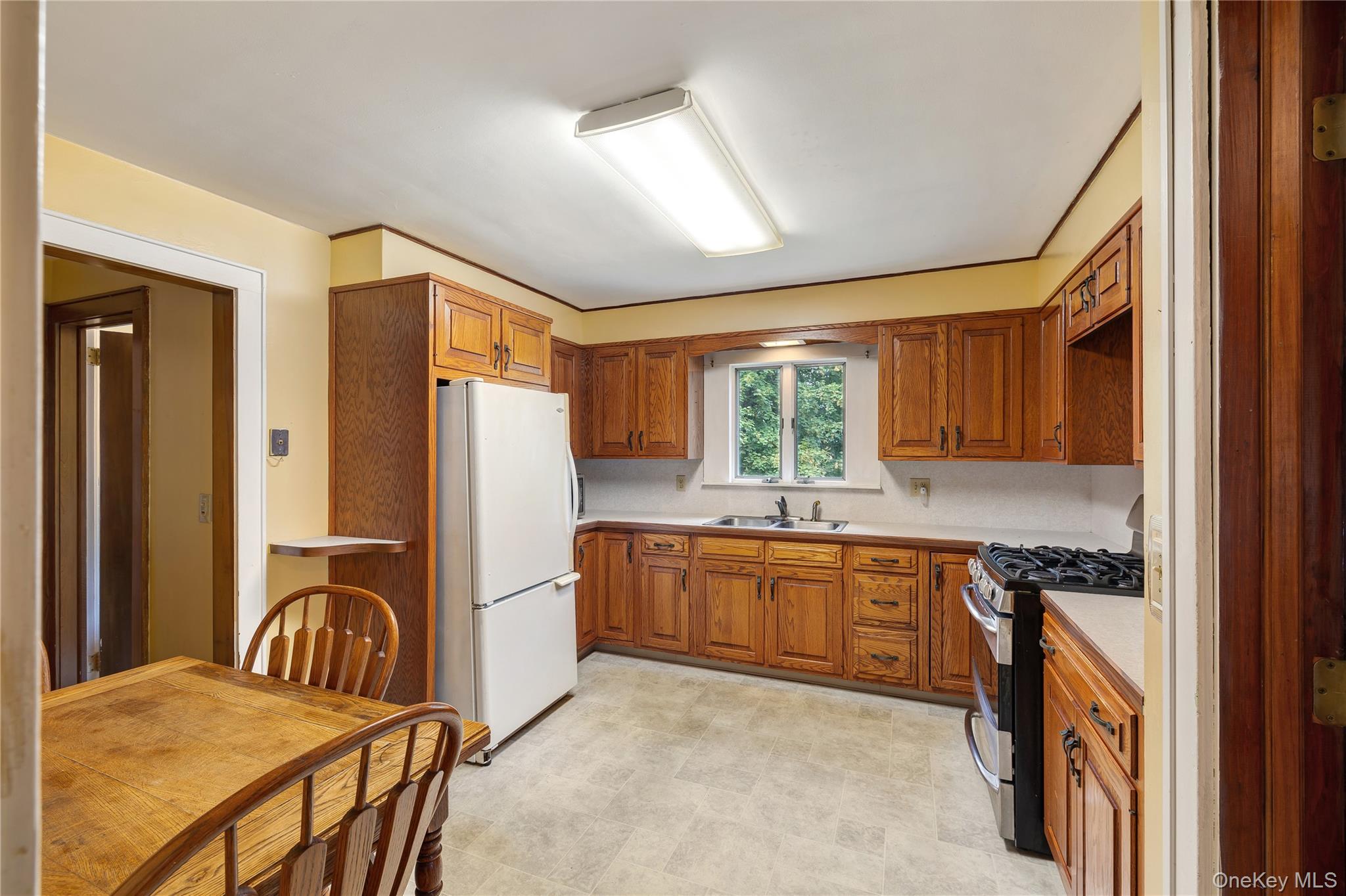 #12 photo, 11 Mountain View Road, Poughkeepsie , NY 12603