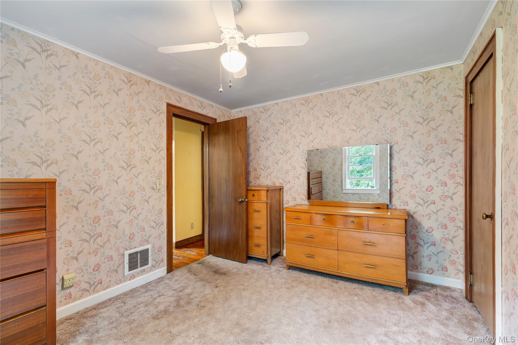 #16 photo, 11 Mountain View Road, Poughkeepsie , NY 12603