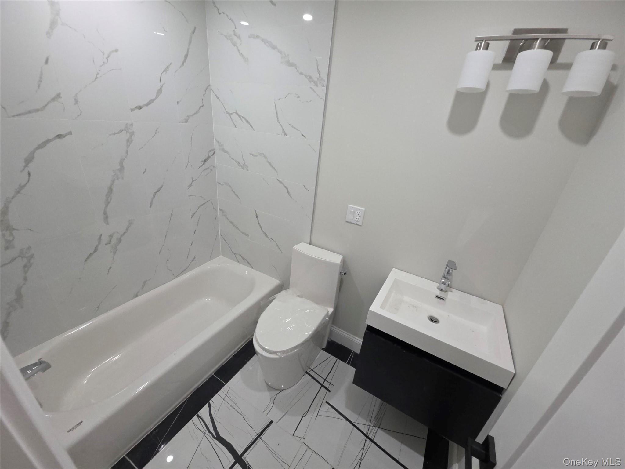 #12 photo, 65 W 2nd Street, Mount Vernon , NY 10550