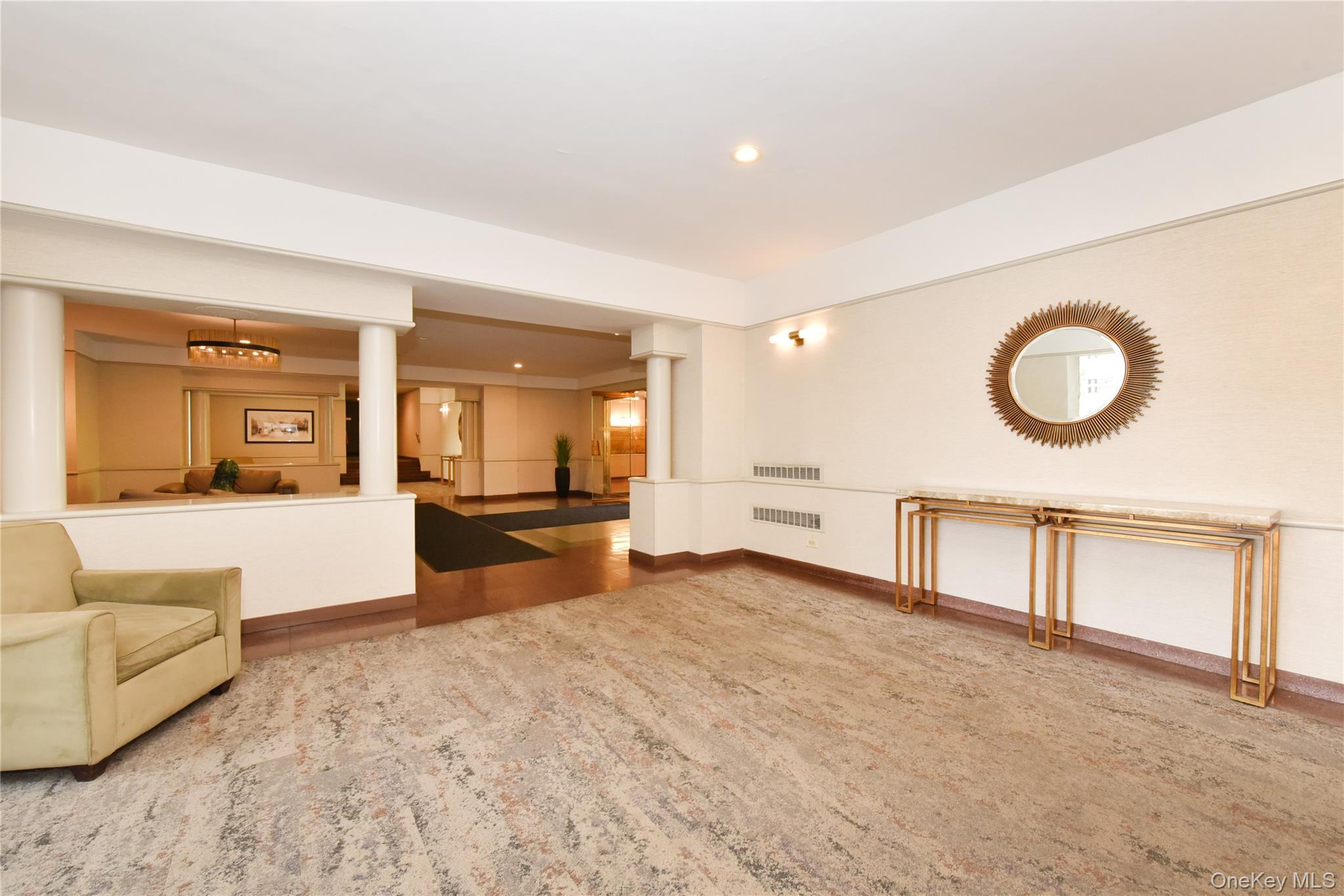 #20 photo, 67-66 108th Street, クイーンズ区 Forest Hills , NY 11375