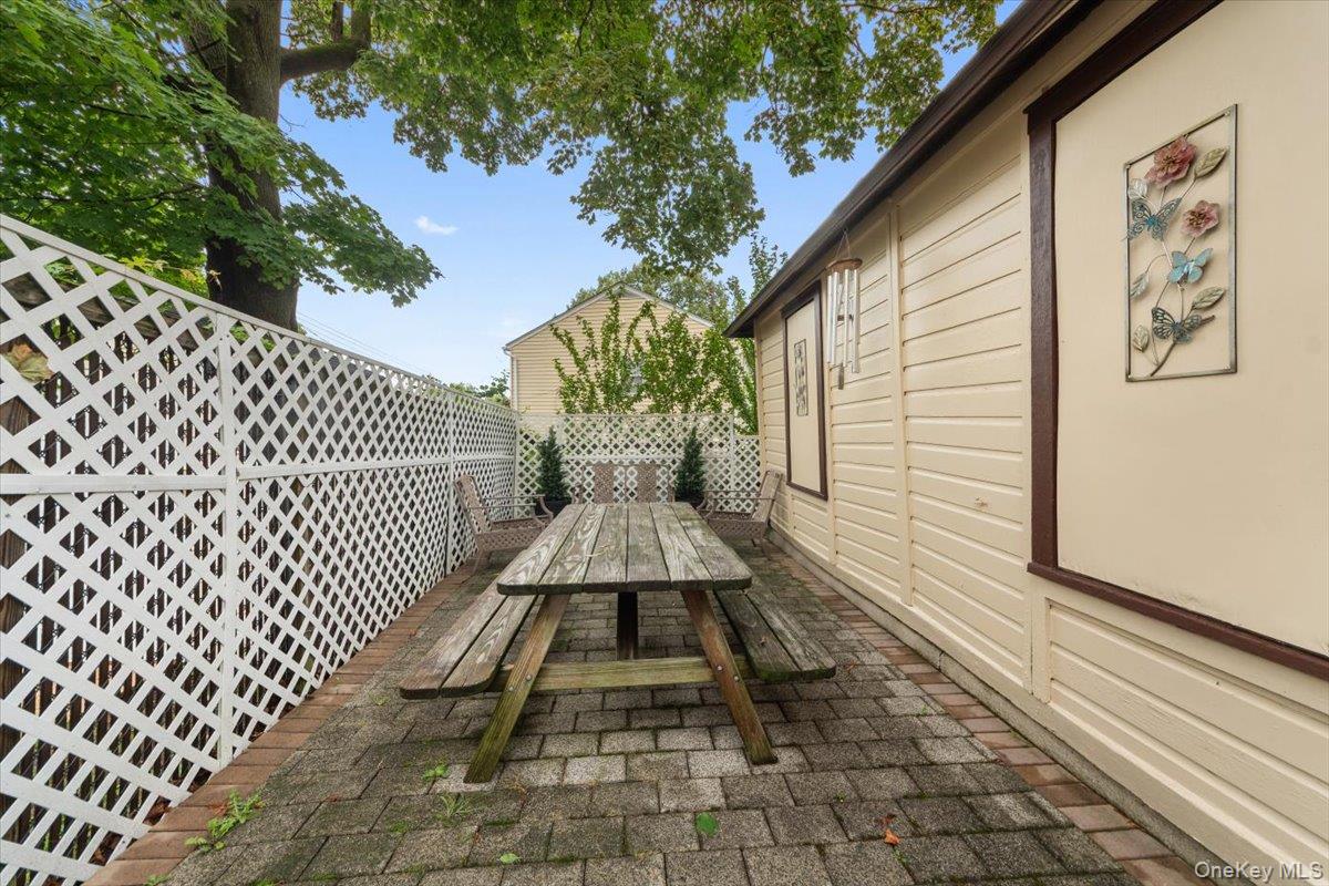 #4 photo, 60 Underhill Street, Tuckahoe , NY 10707