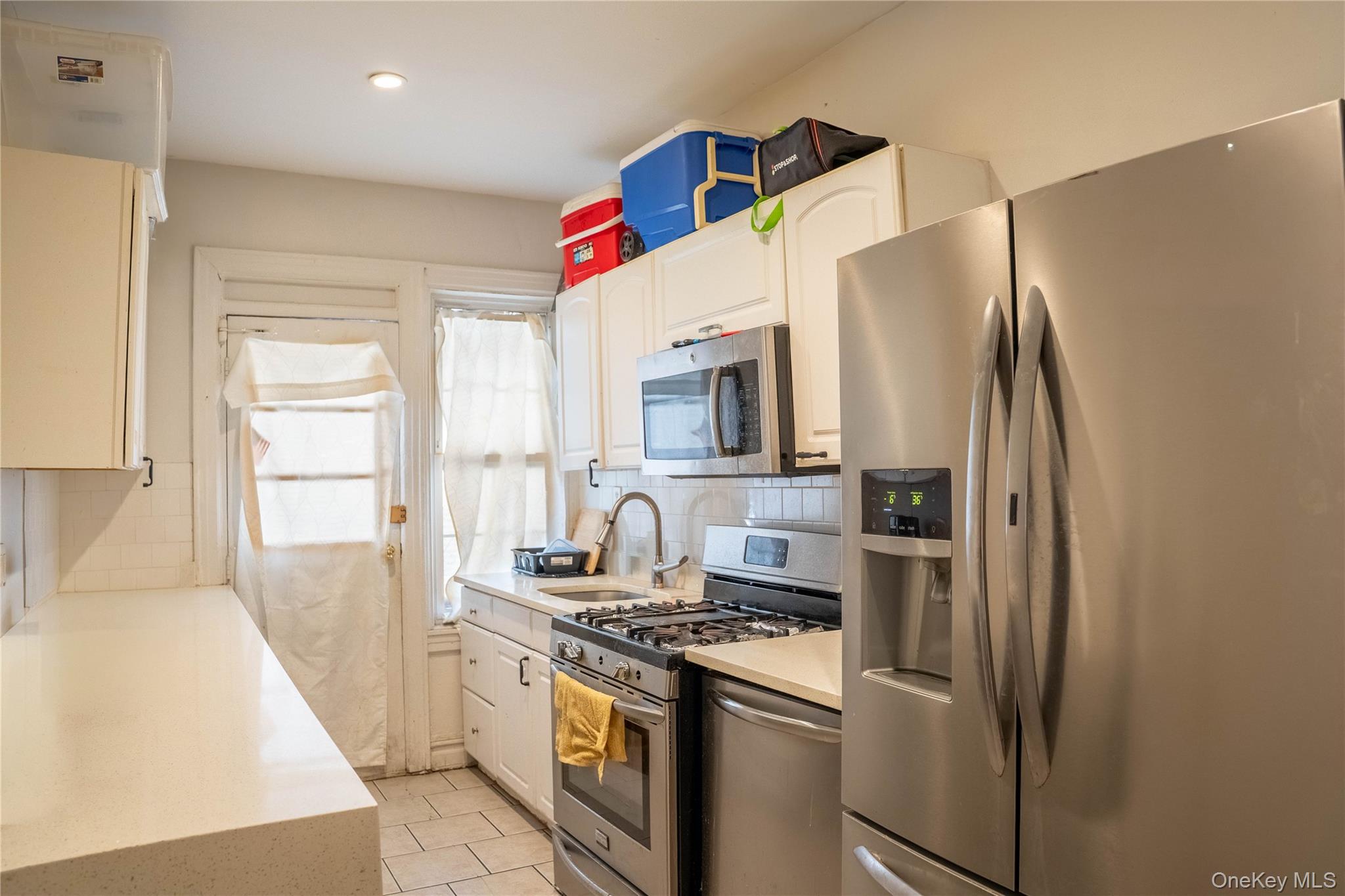 #6 photo, 3326 83rd Street, クイーンズ区 Jackson Heights , NY 11372