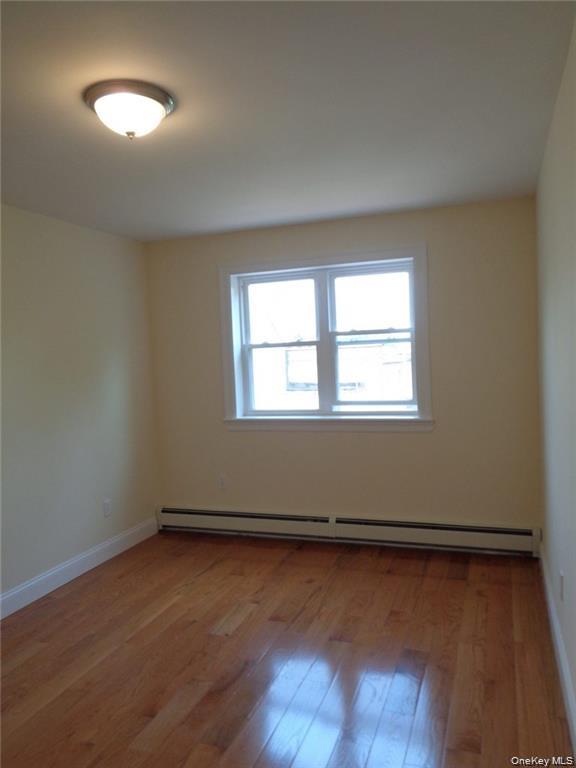 #4 photo, 2958 Radcliff Avenue, ブロンクス区 Bronx , NY 10469