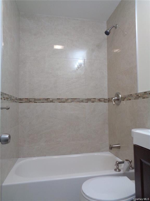 #7 photo, 2958 Radcliff Avenue, ブロンクス区 Bronx , NY 10469