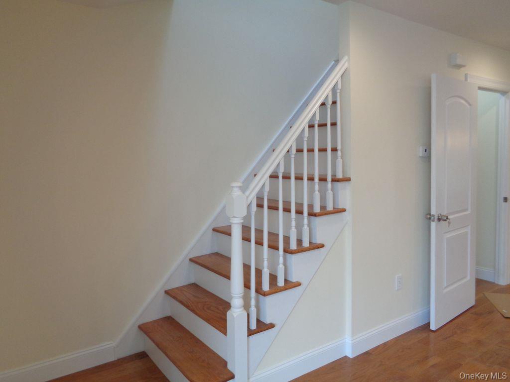 #8 photo, 2958 Radcliff Avenue, ブロンクス区 Bronx , NY 10469