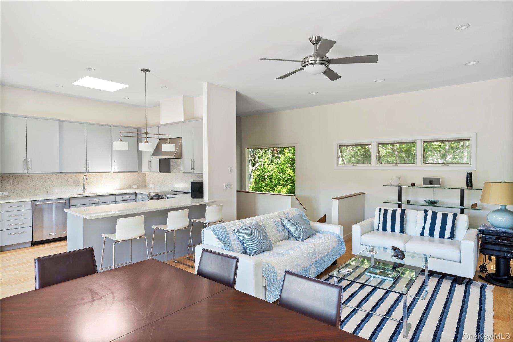 #18 photo, 11 Deer Trail Road, サフォーク郡 Southampton , NY 11968