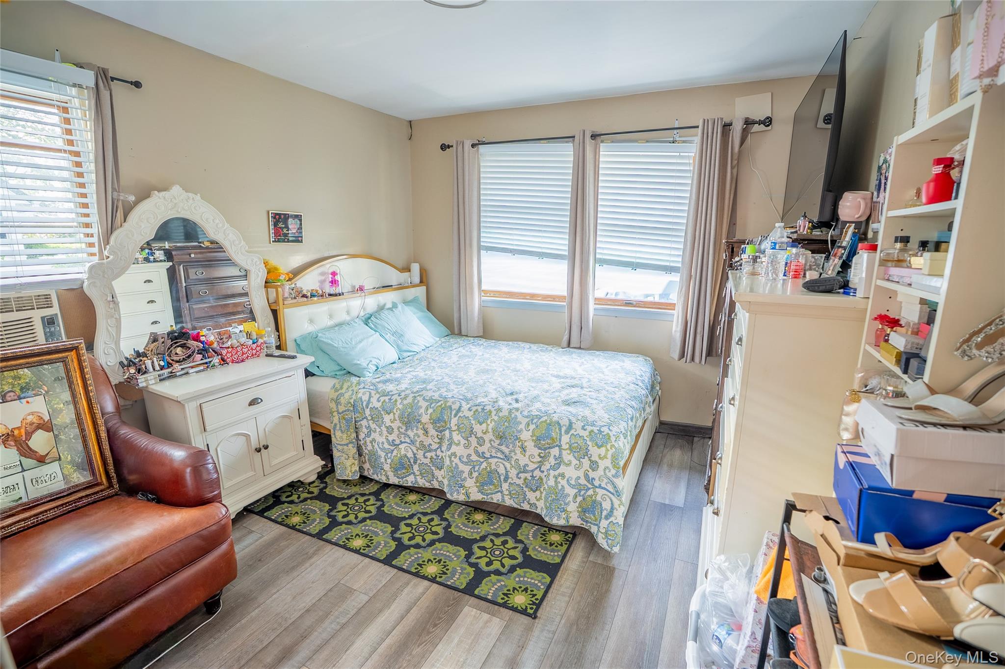 #14 photo, 60 32nd Street, 东长岛 Copiague , NY 11726