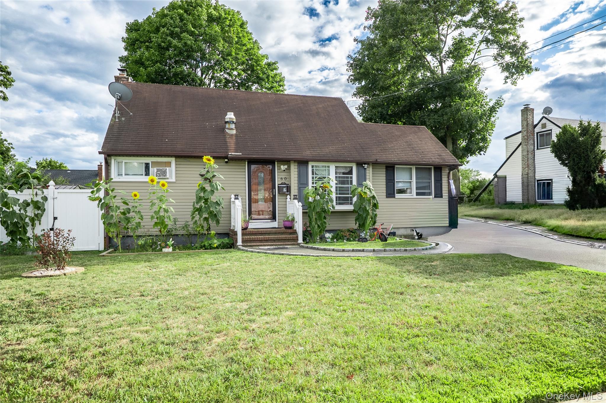 #2 photo, 60 32nd Street, 东长岛 Copiague , NY 11726