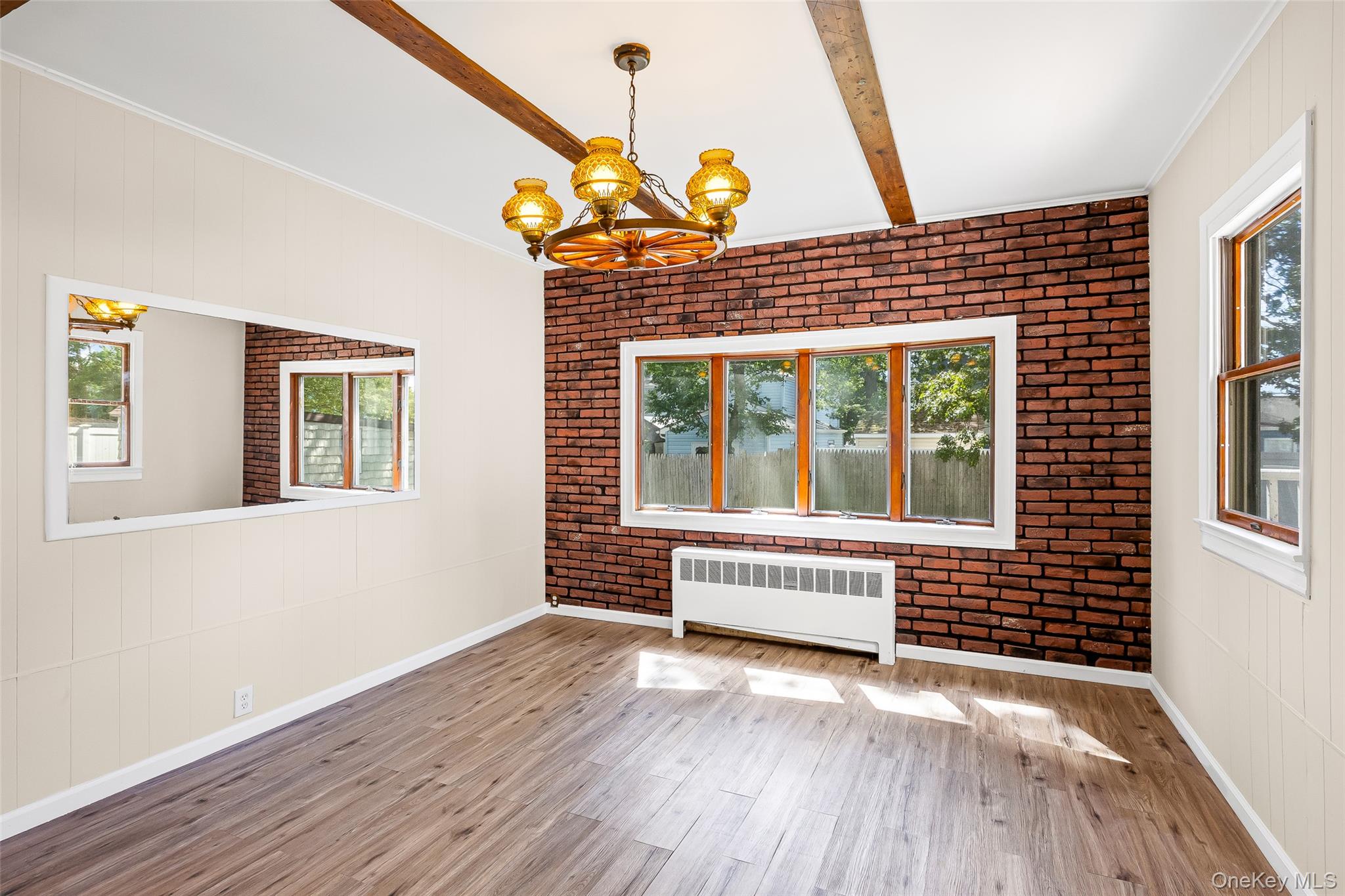 #11 photo, 196 S Broome Avenue, Lindenhurst , NY 11757