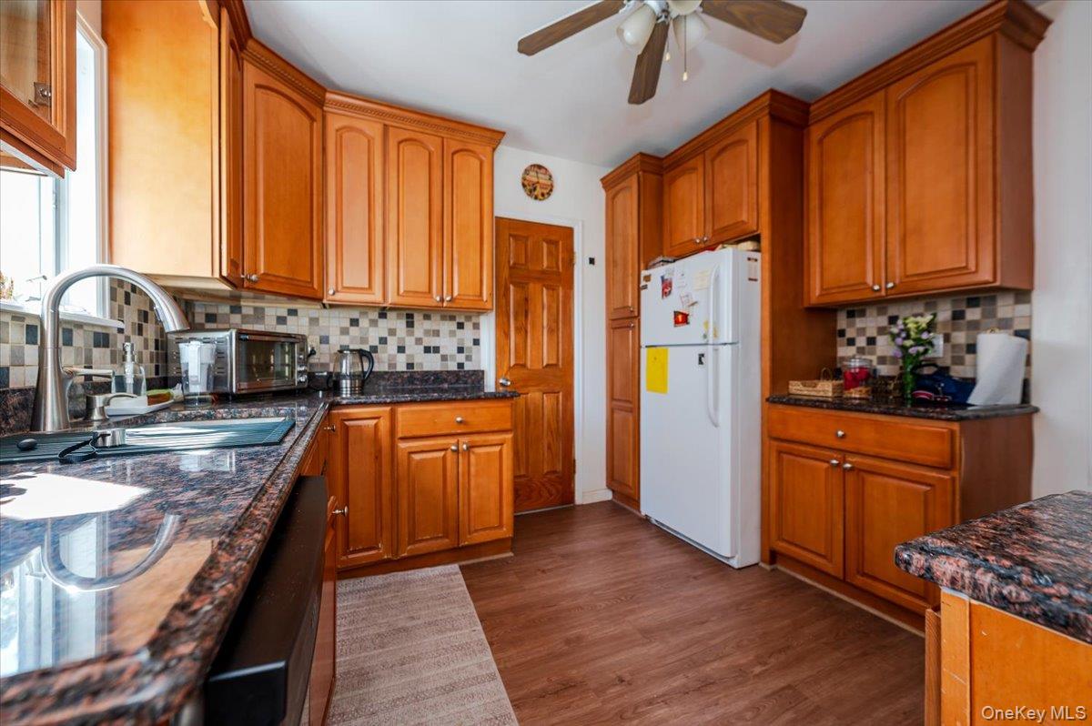 #9 photo, 48 Davison, ナッソー郡 Rockville Centre , NY 11570