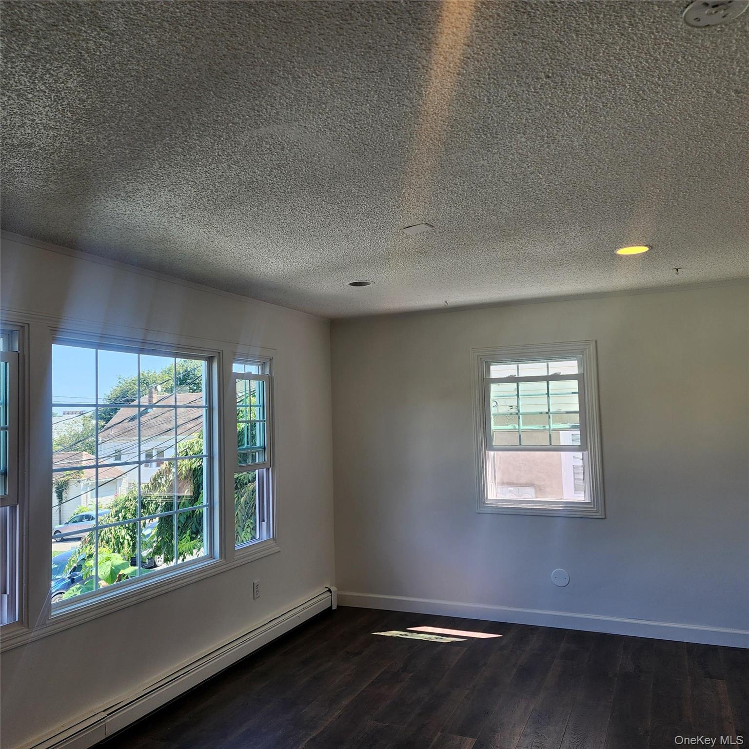 #12 photo, 34 Ashland Street, New Rochelle , NY 10801