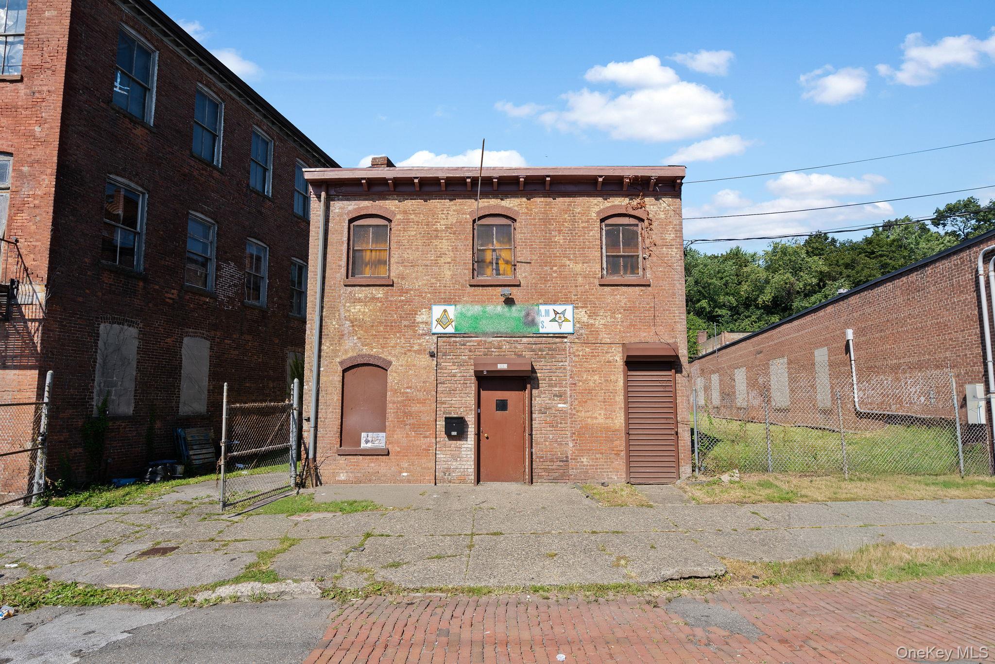 #2 photo, 333 Liberty Street, Newburgh , NY 12550