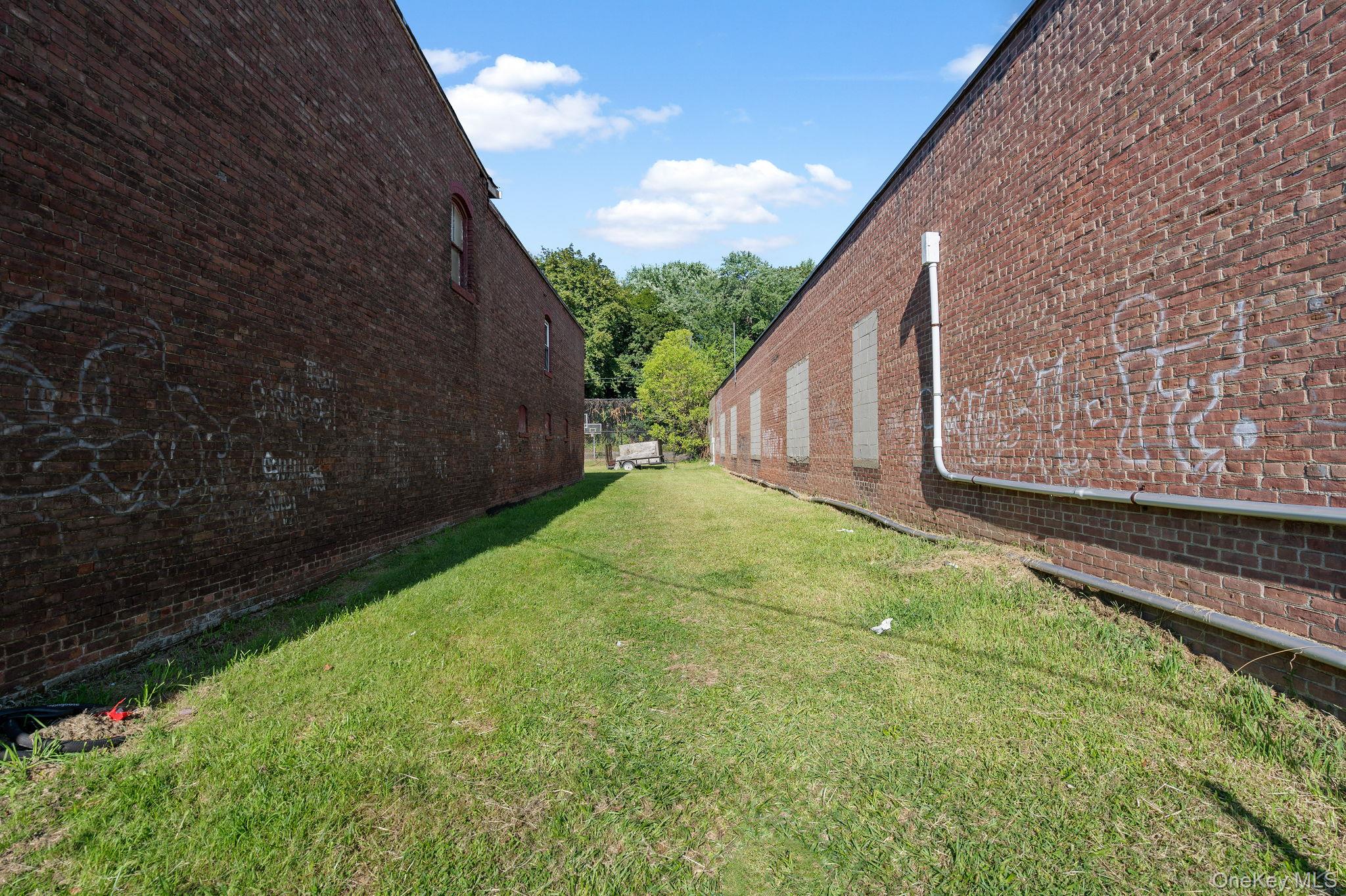 #6 photo, 333 Liberty Street, Newburgh , NY 12550