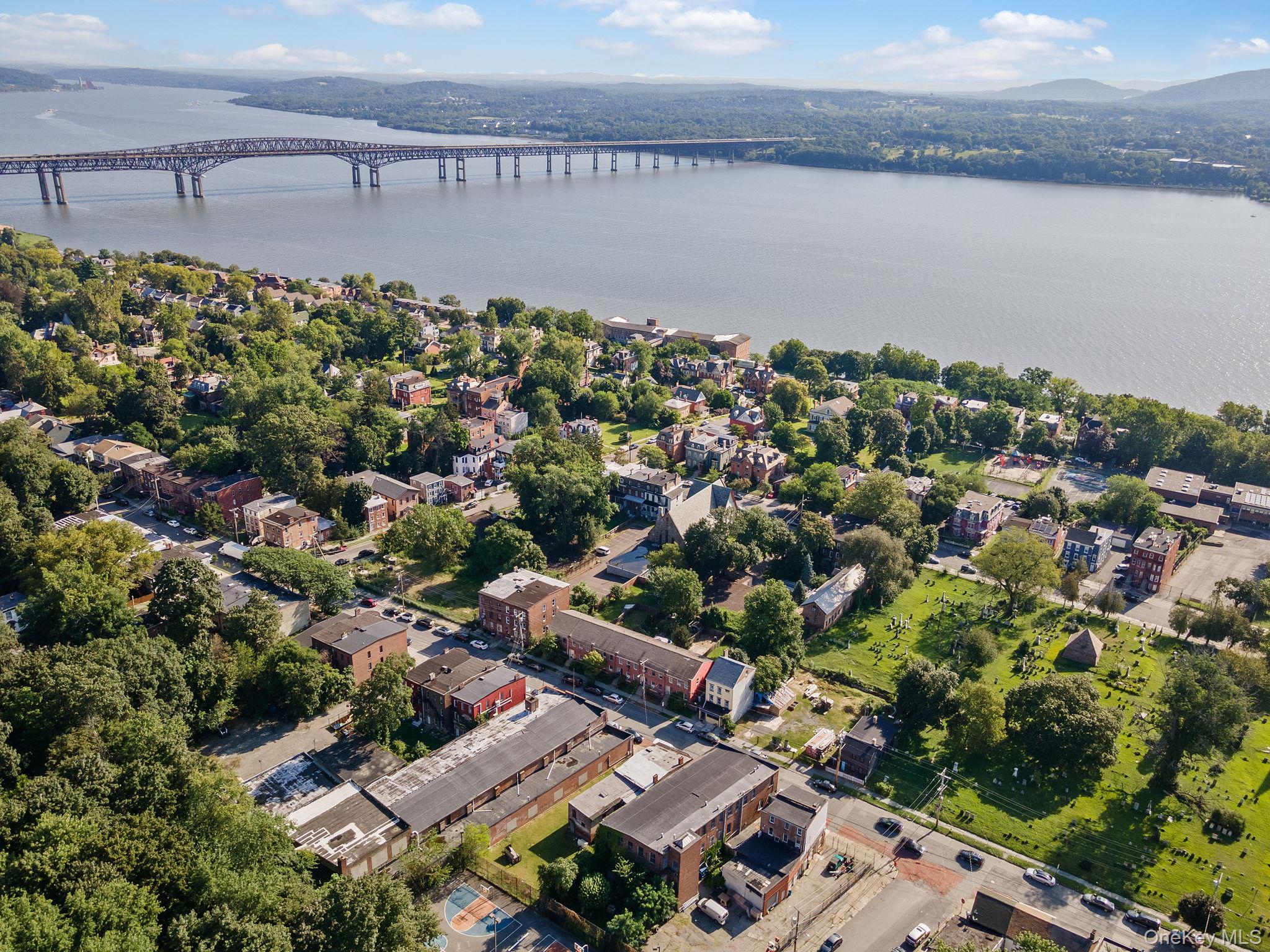 #8 photo, 333 Liberty Street, Newburgh , NY 12550