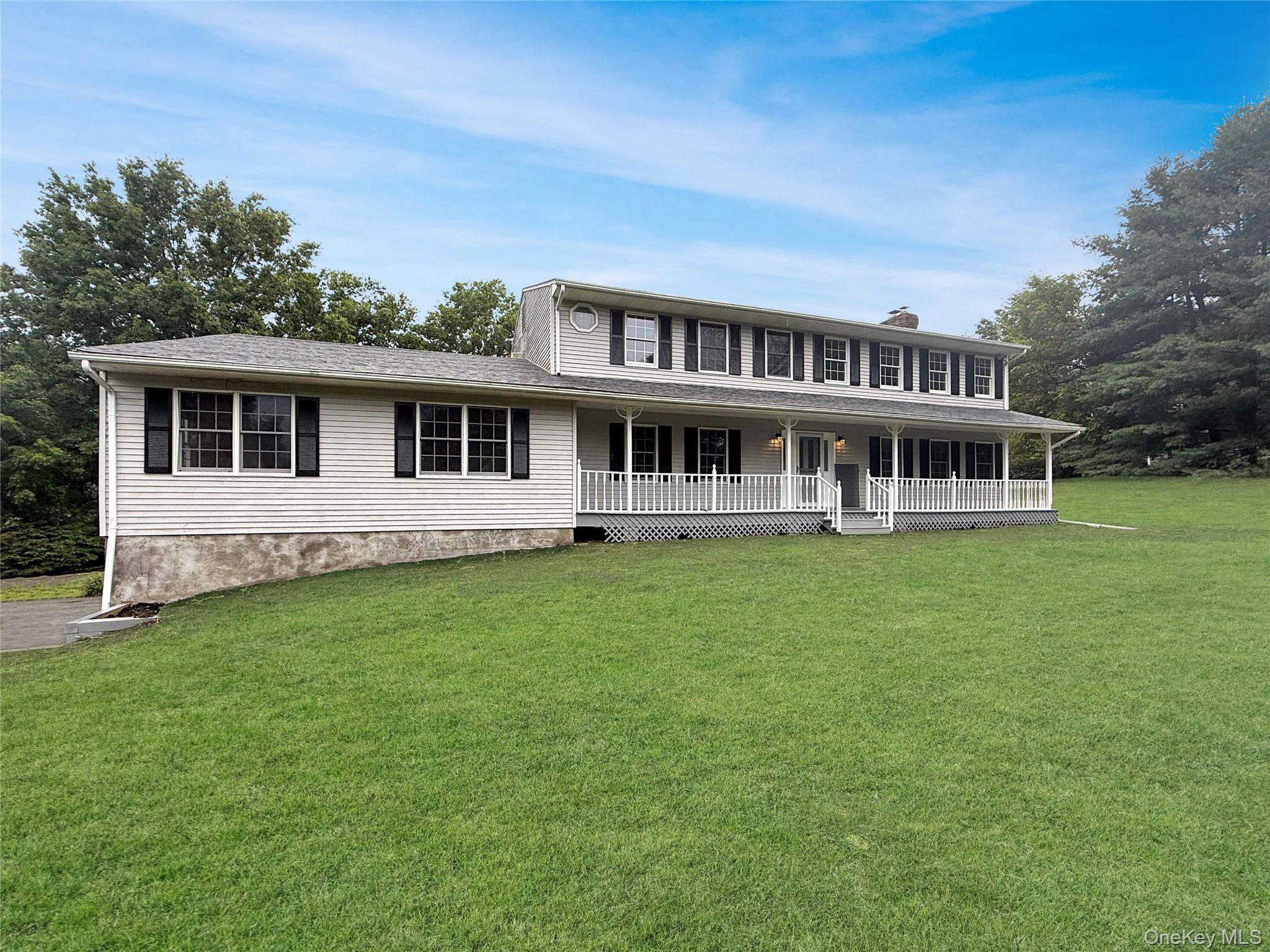 #1 photo, 325 Jackson Avenue, New Windsor , NY 12553