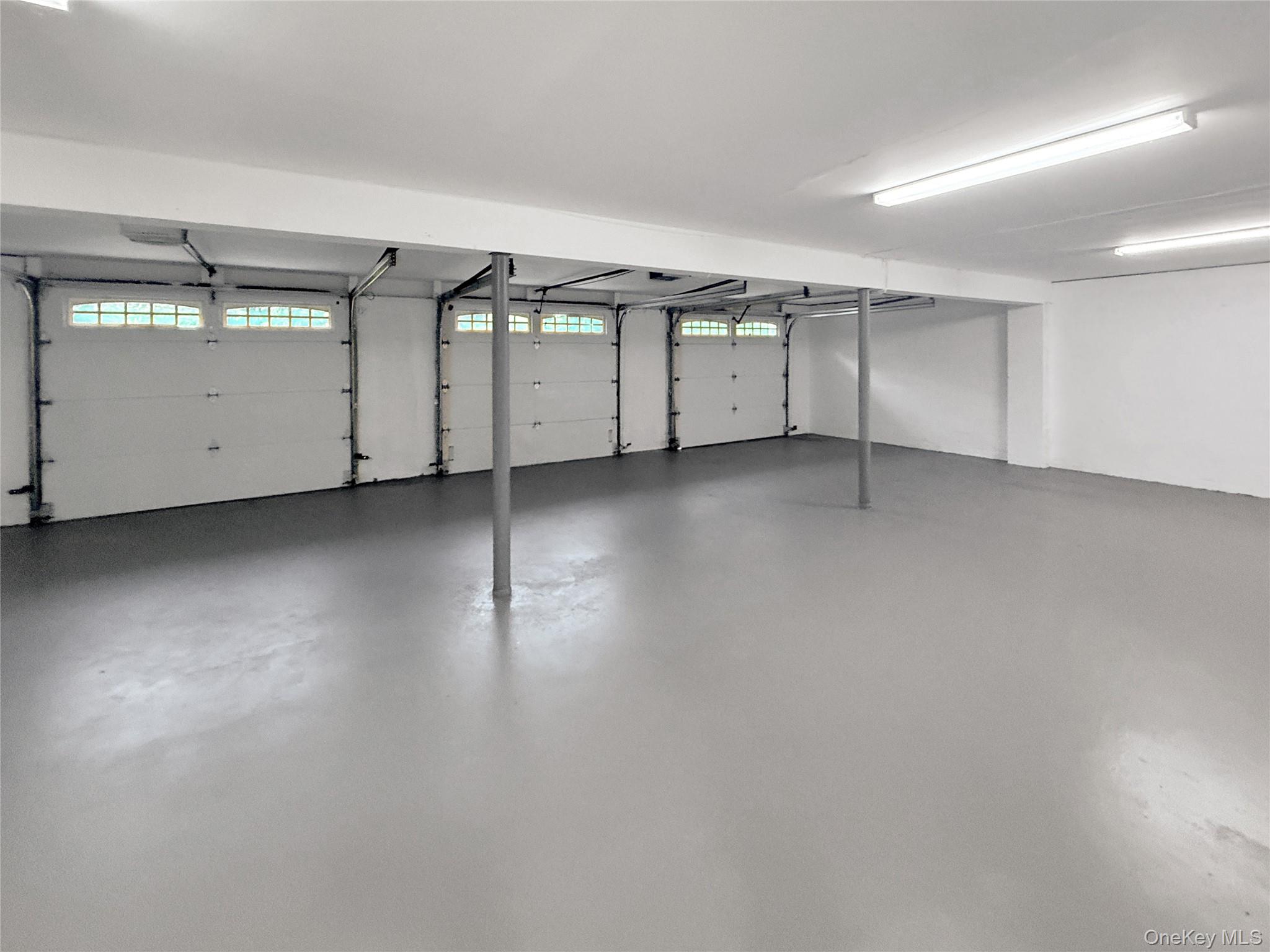 #20 photo, 325 Jackson Avenue, New Windsor , NY 12553