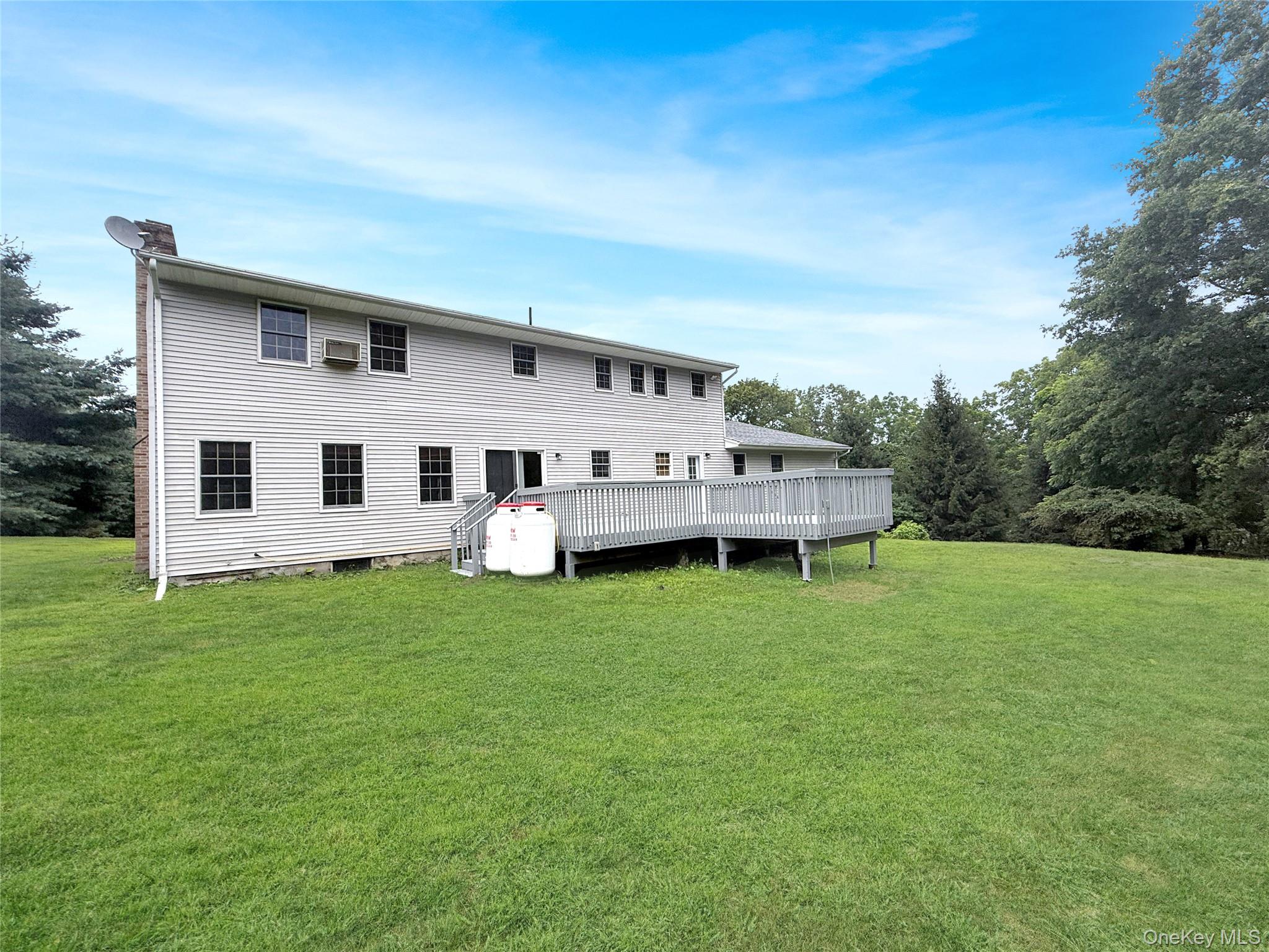 #4 photo, 325 Jackson Avenue, New Windsor , NY 12553