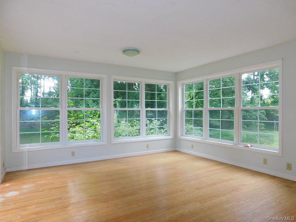 #17 photo, 16 Old Farms Rd, Poughkeepsie , NY 12603