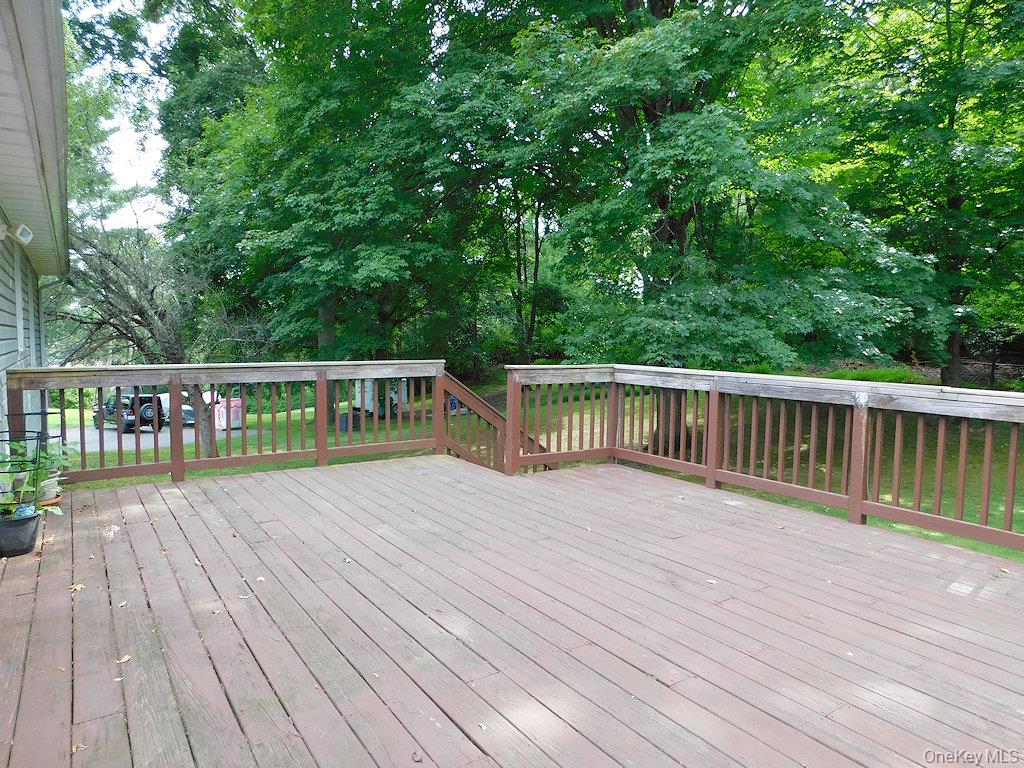 #19 photo, 16 Old Farms Rd, Poughkeepsie , NY 12603