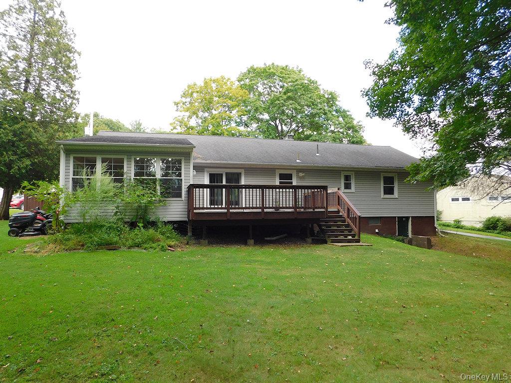 #20 photo, 16 Old Farms Rd, Poughkeepsie , NY 12603