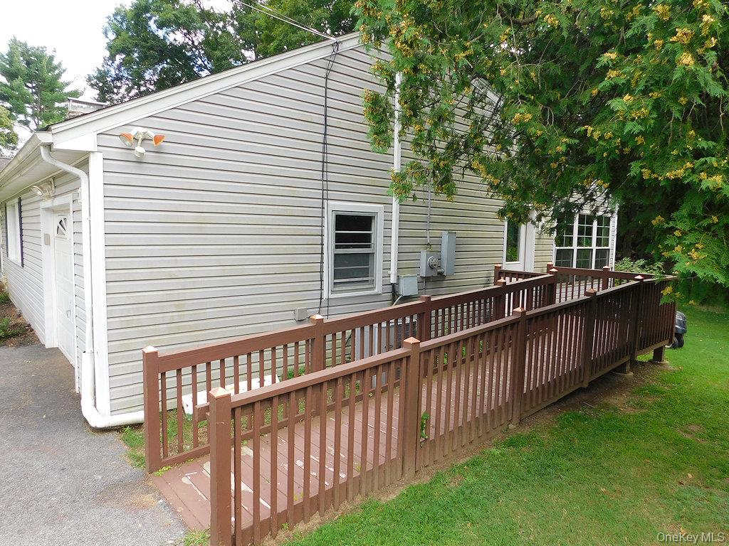 #3 photo, 16 Old Farms Rd, Poughkeepsie , NY 12603