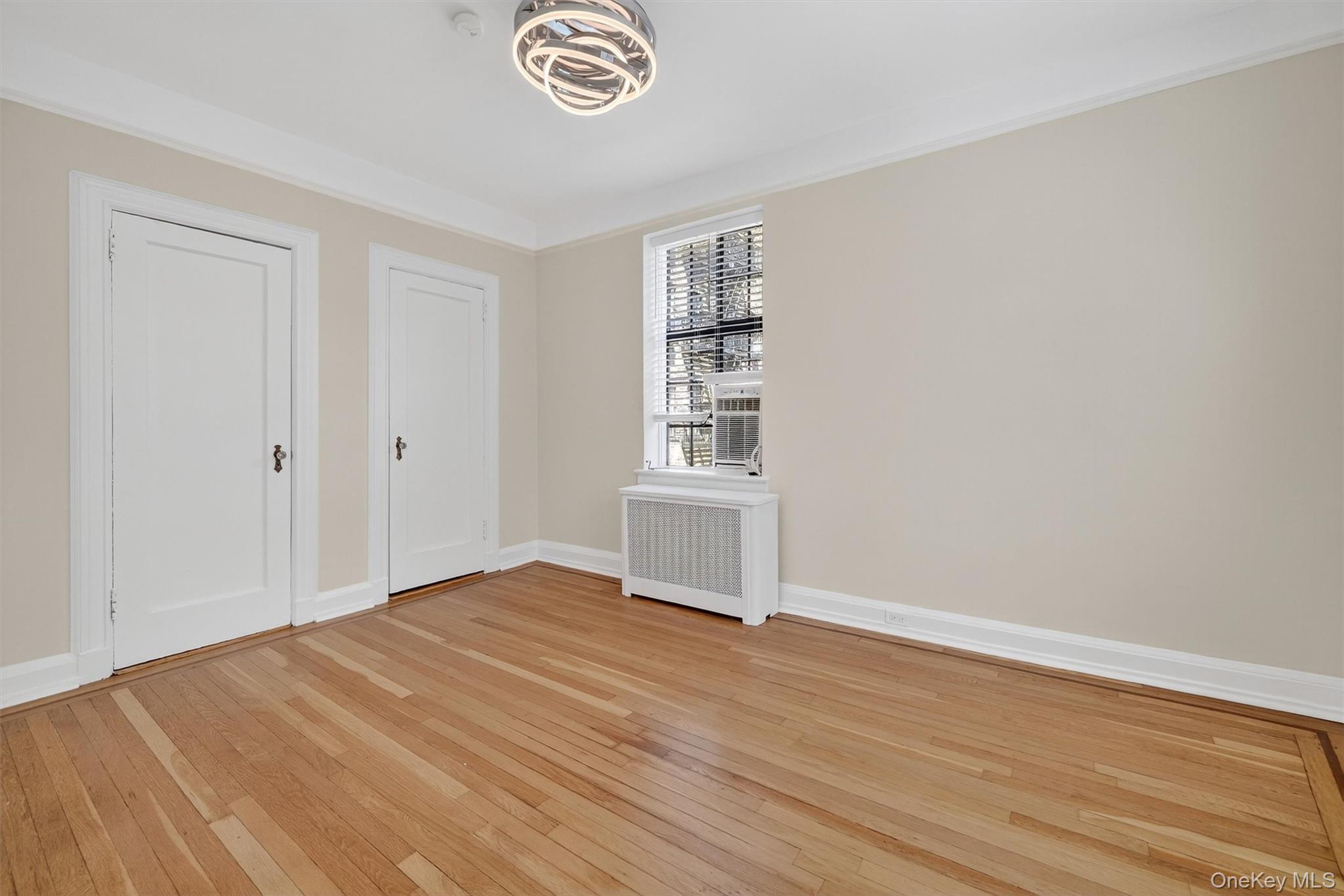 #17 photo, 2 Westchester Avenue, White Plains , NY 10601