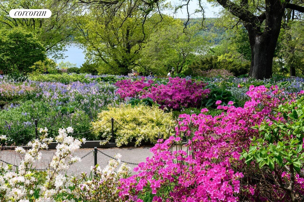 #19 photo, 880 W 181ST Street, マンハッタン Hudson Heights , NY 10033