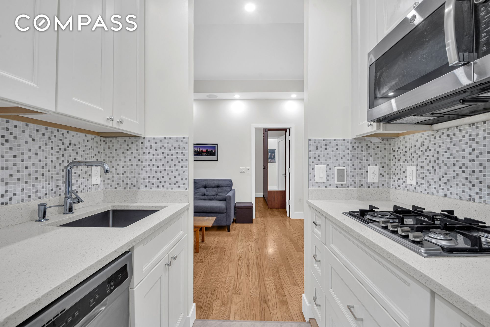 #3 photo, 244 Riverside Drive, マンハッタン Upper West Side , NY 10025