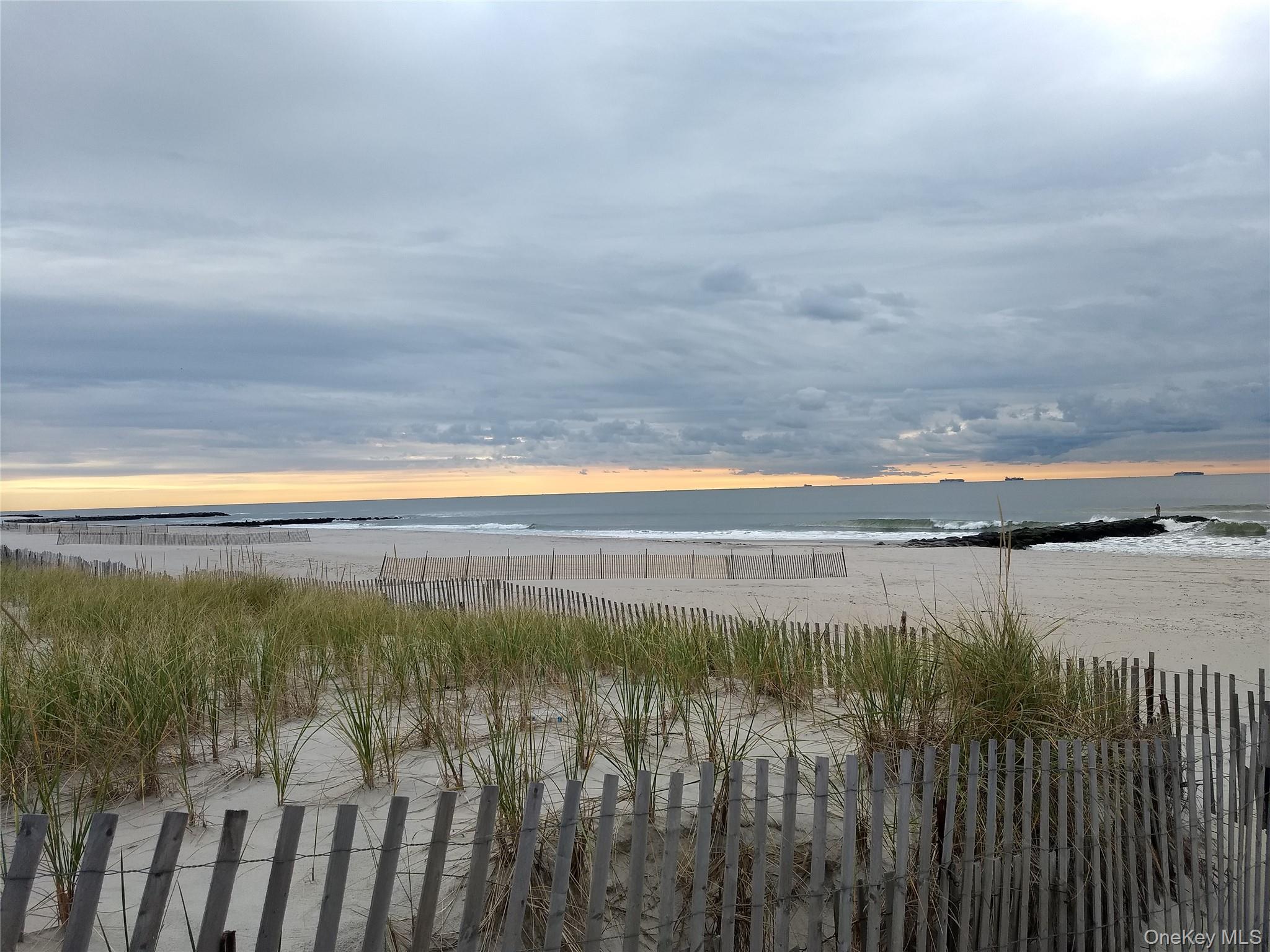 #15 photo, 79 Rochester Avenue, ナッソー郡 Long Beach , NY 11561