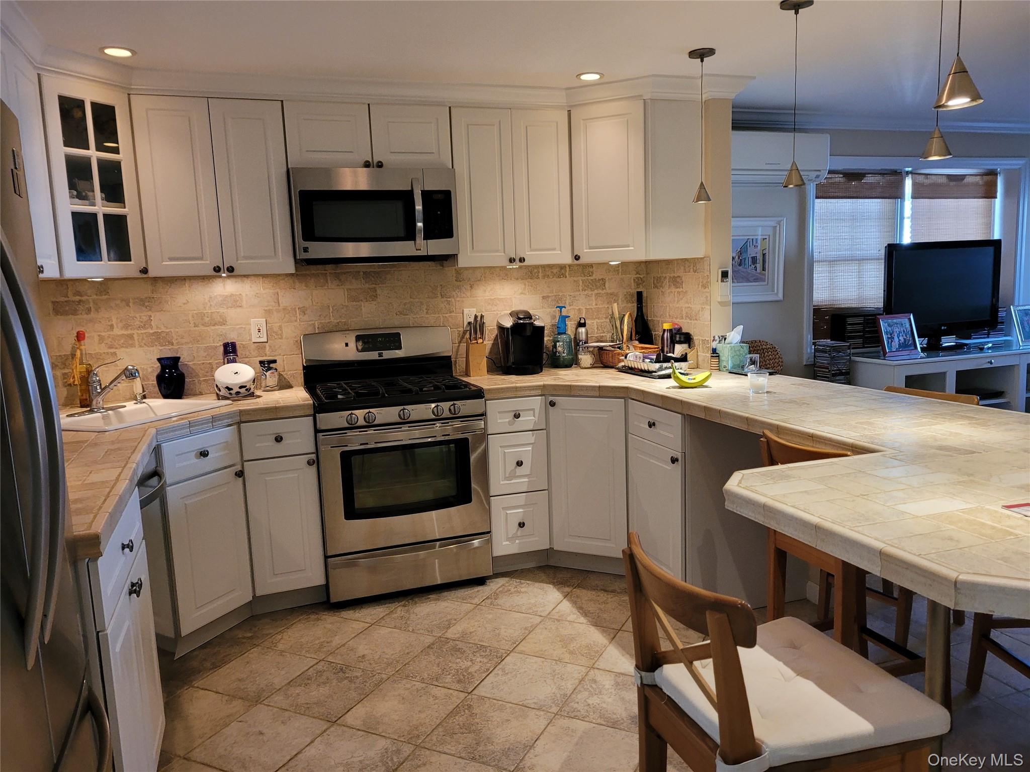 #7 photo, 79 Rochester Avenue, ナッソー郡 Long Beach , NY 11561