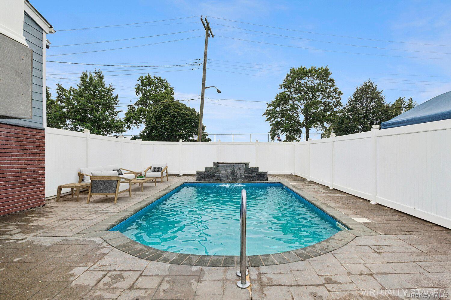 #18 photo, 96-15 165th Avenue, Howard Beach , NY 11414