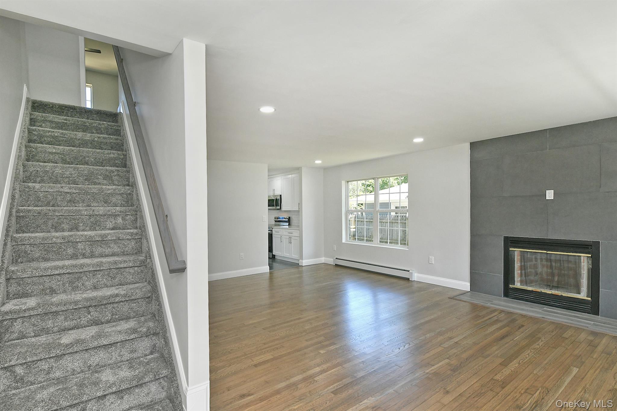 #19 photo, 61 Spar Drive, サフォーク郡 Mastic Beach , NY 11951