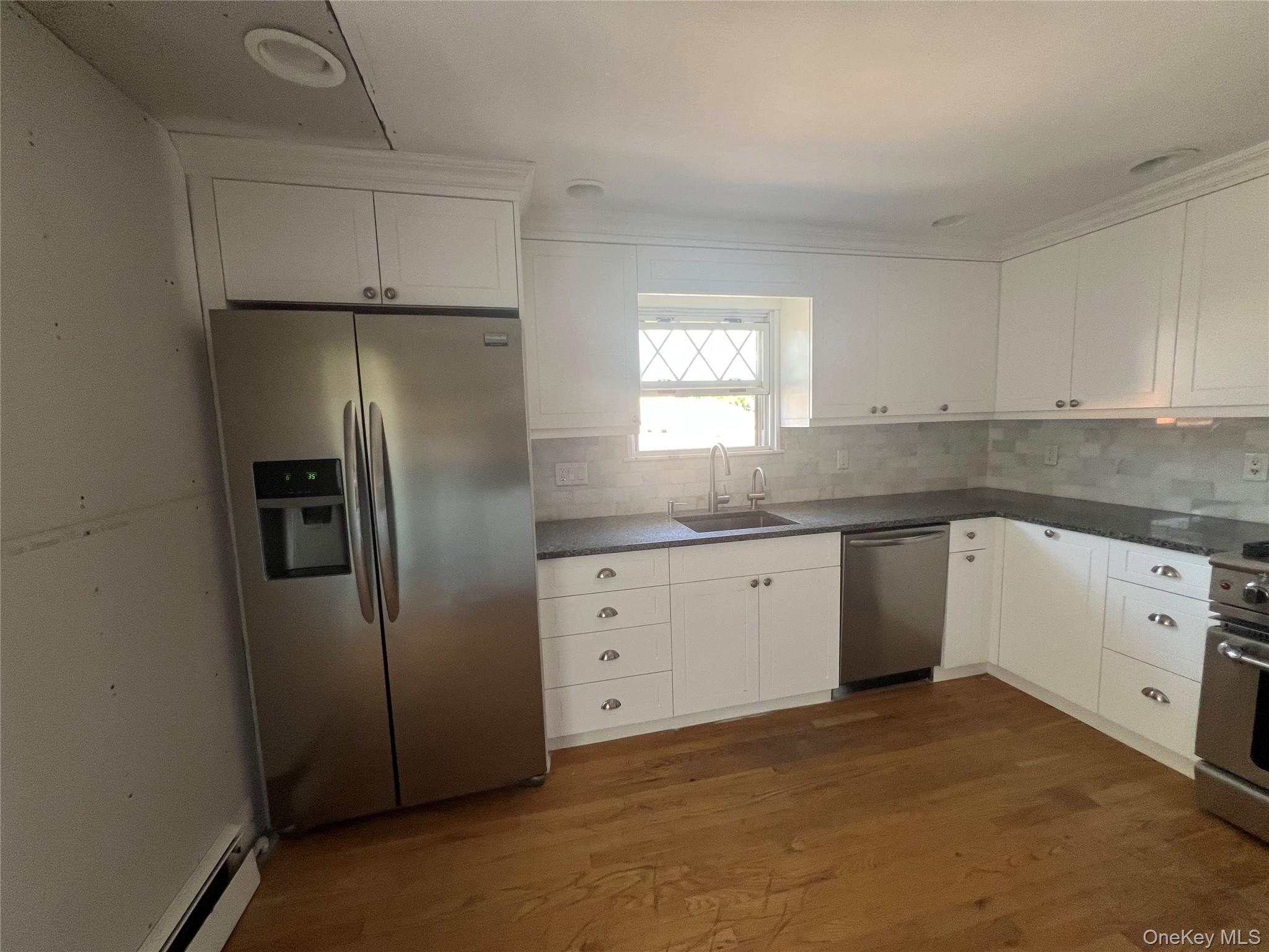 #3 photo, 105 Vermont Street, ナッソー郡 Long Beach , NY 11561