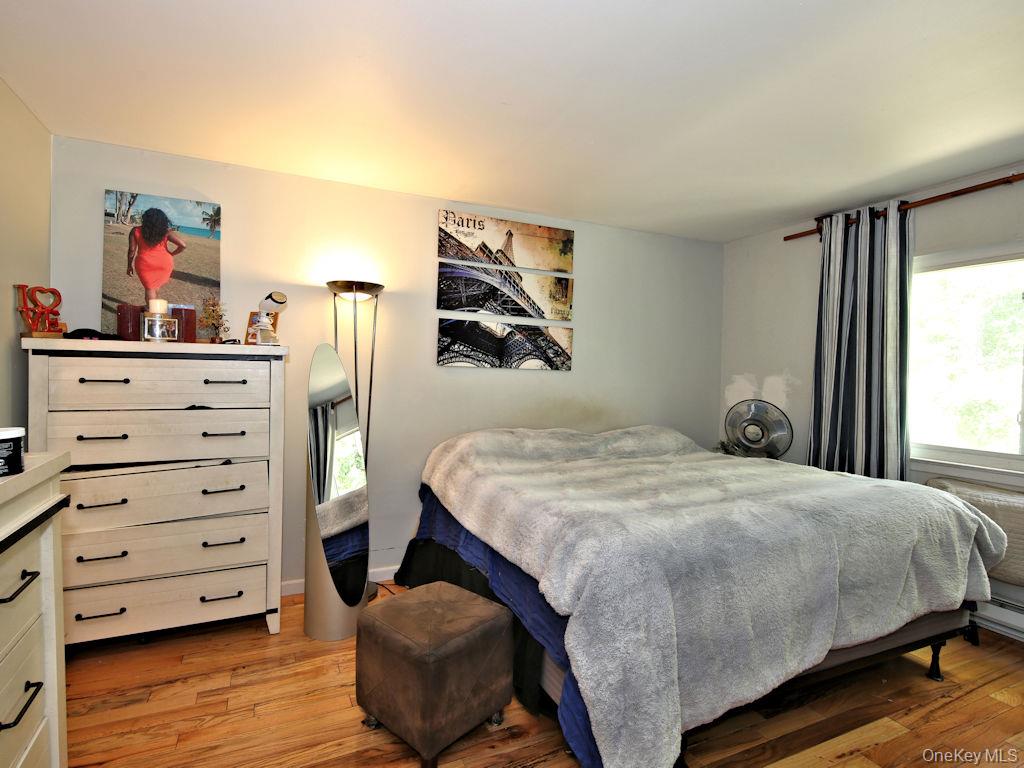 #6 photo, 403 Woodland Hills Road, White Plains , NY 10603