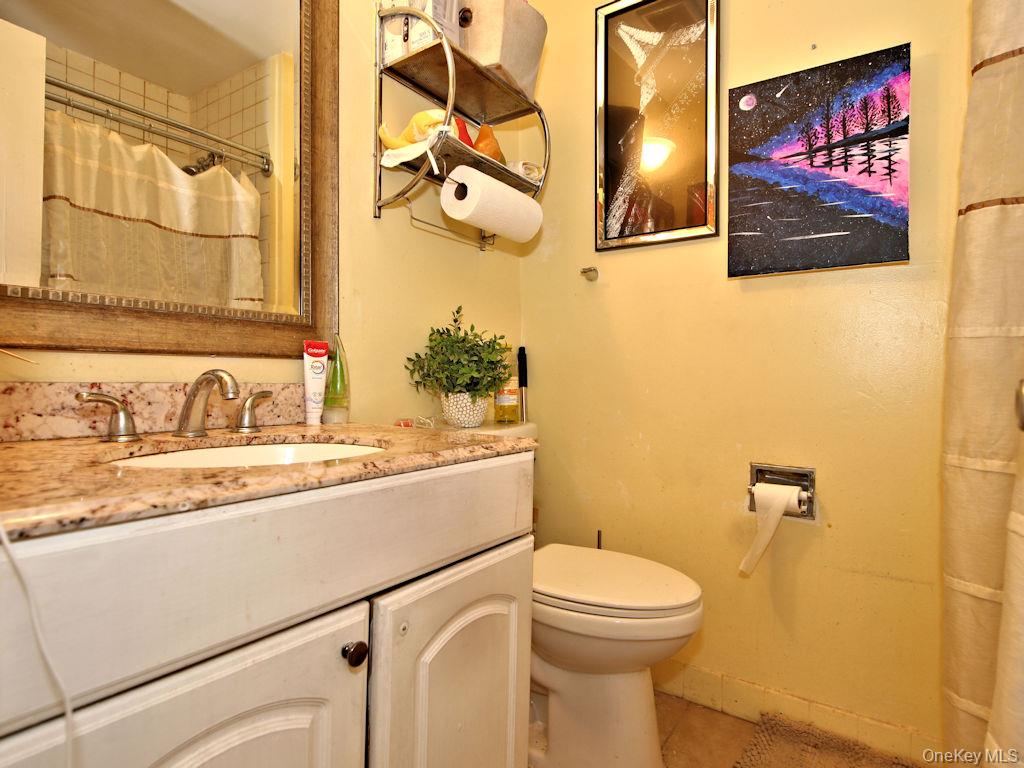 #9 photo, 403 Woodland Hills Road, White Plains , NY 10603