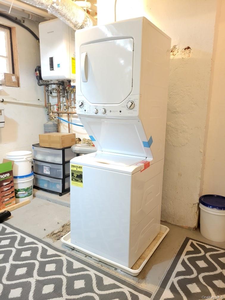 #14 photo, 284 Liberty Street, Newburgh , NY 12550