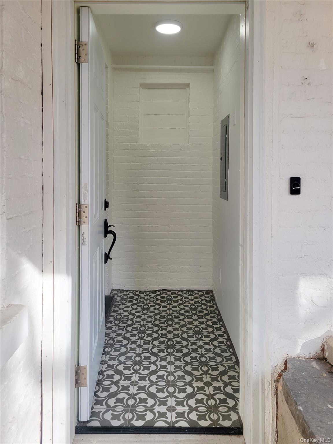 #7 photo, 284 Liberty Street, Newburgh , NY 12550