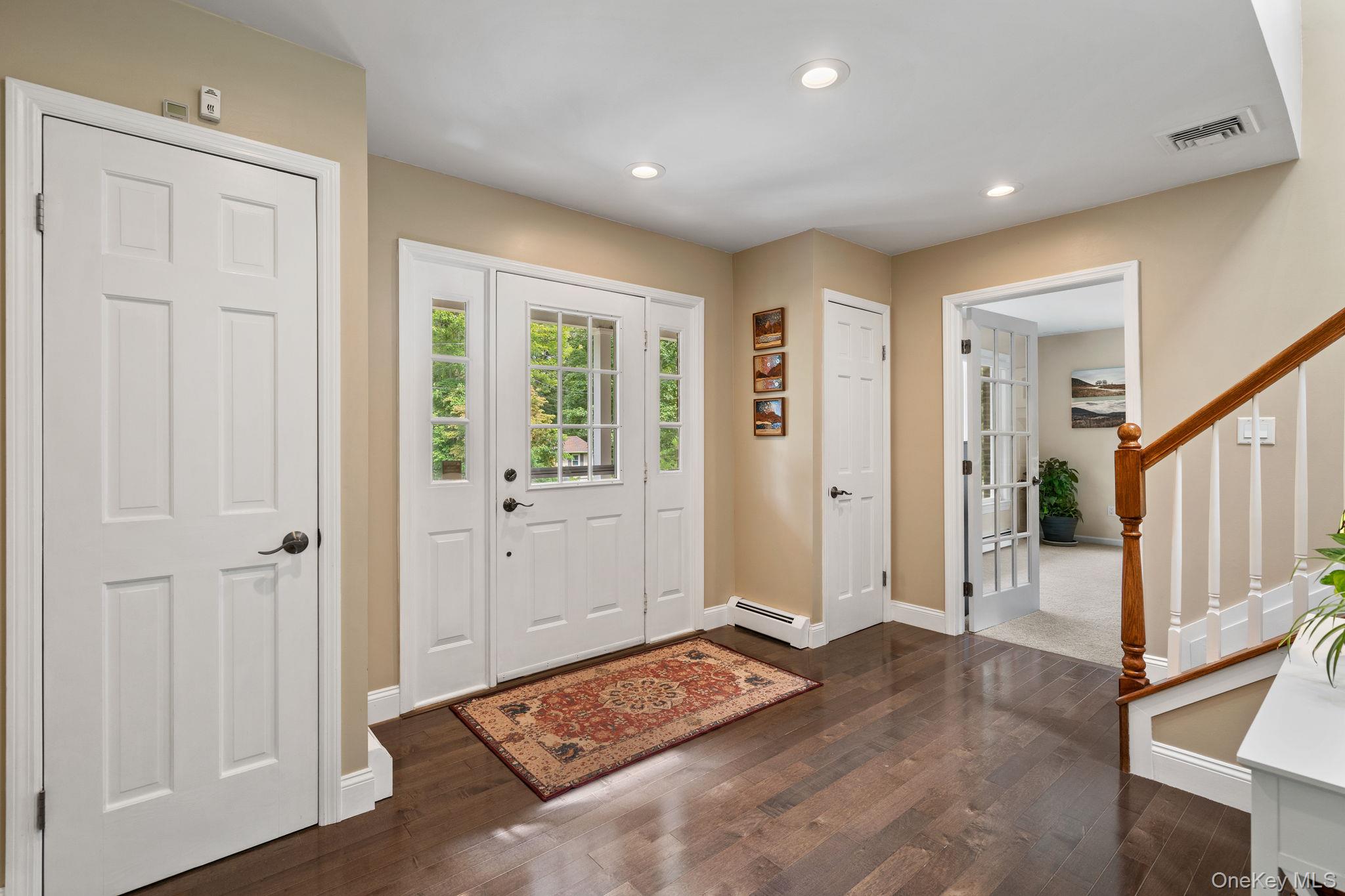 #12 photo, 323 Sycamore Drive, New Windsor , NY 12553